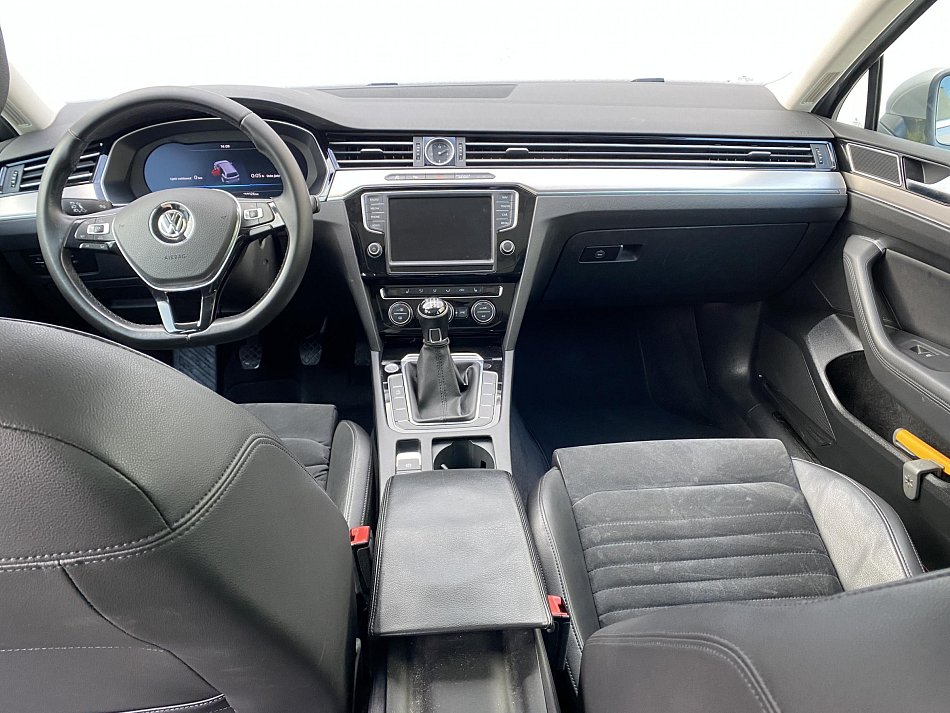 Volkswagen Passat 2.0 TDi Highline