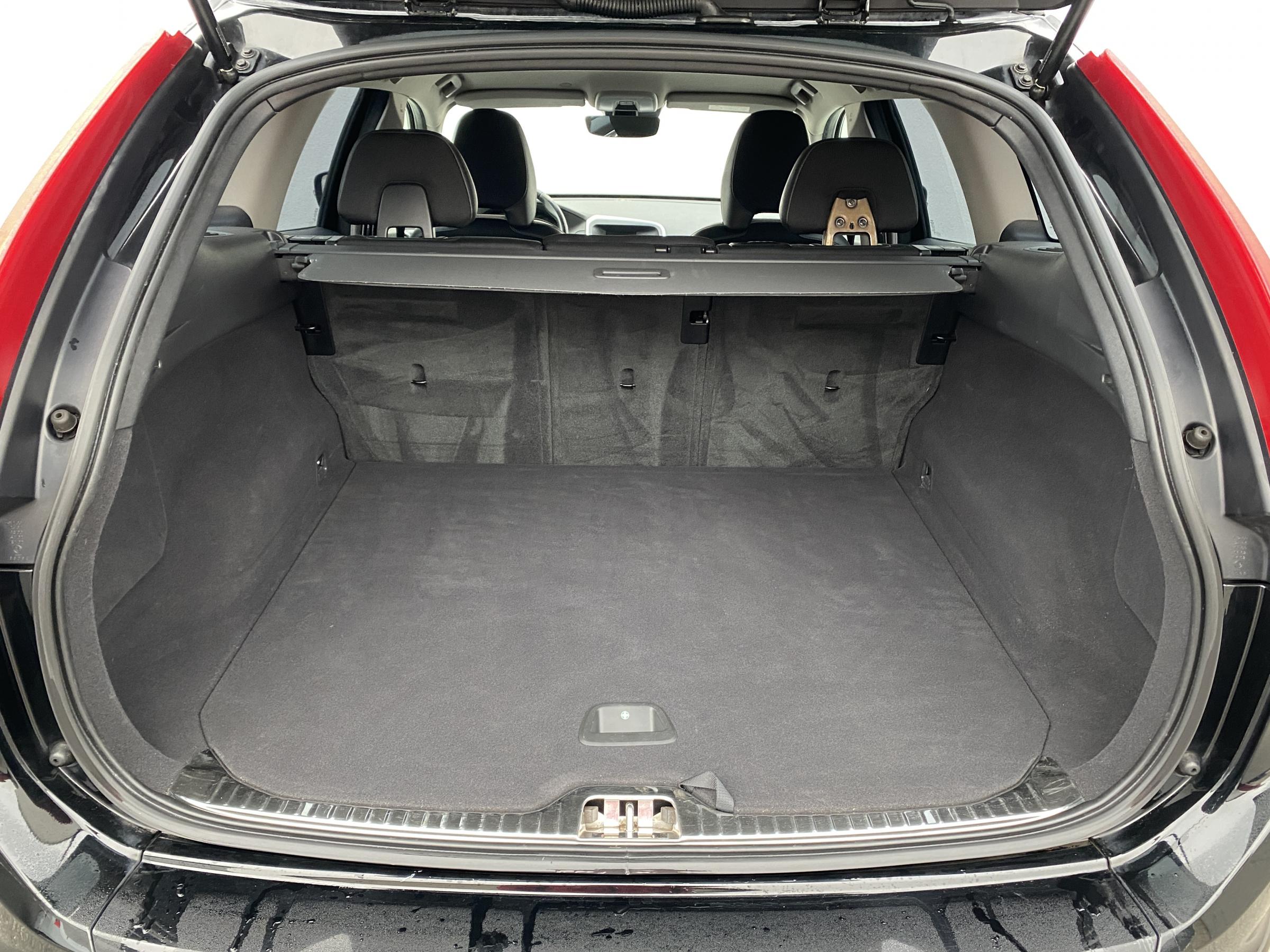 Volvo XC60, 2016 - pohled č. 7