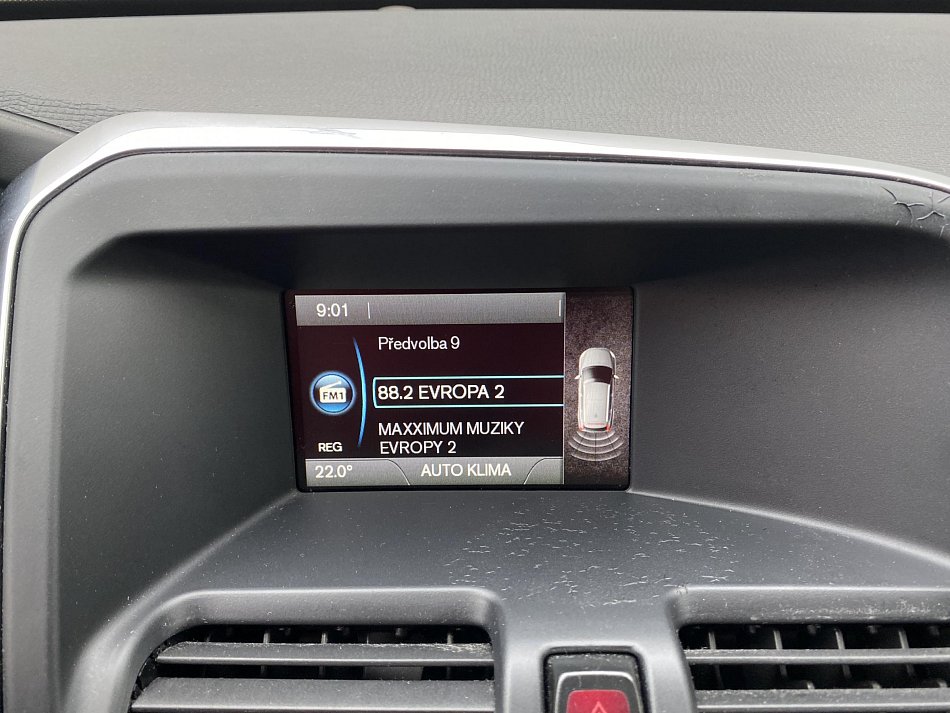 Volvo XC60 2.4 D4 Momentum AWD