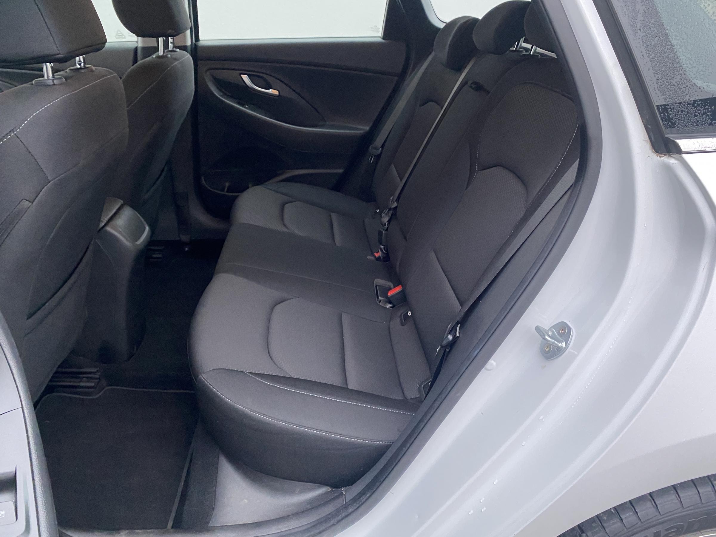 Hyundai i30, 2020 - pohled č. 10