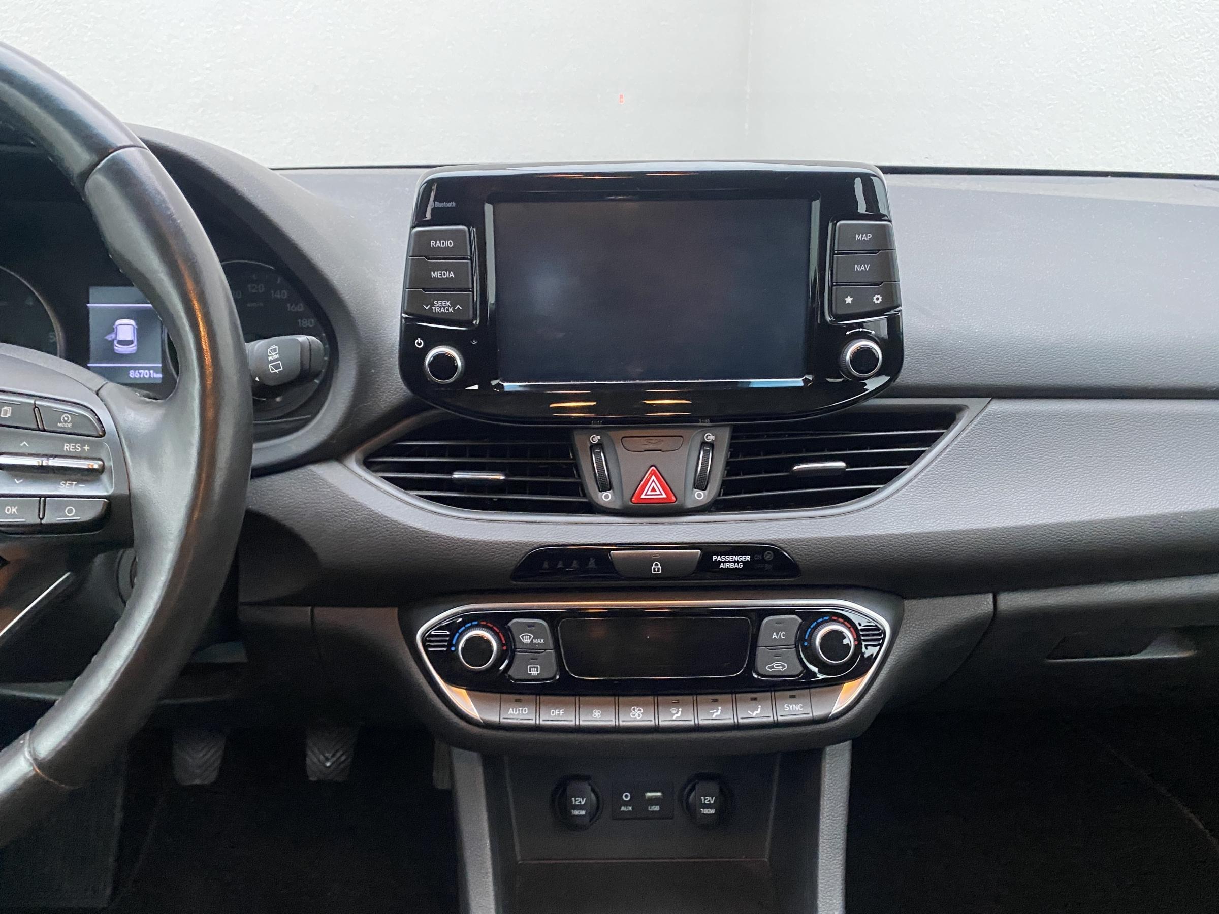 Hyundai i30, 2020 - pohled č. 12