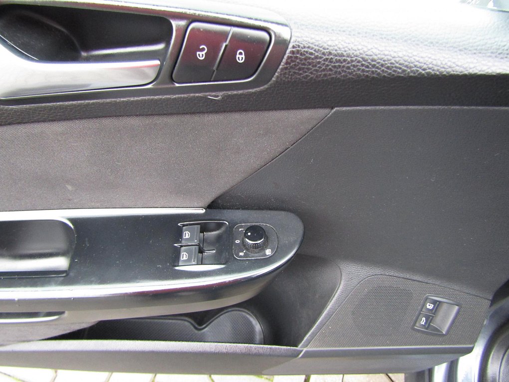 Volkswagen Passat 2.0 TDi 