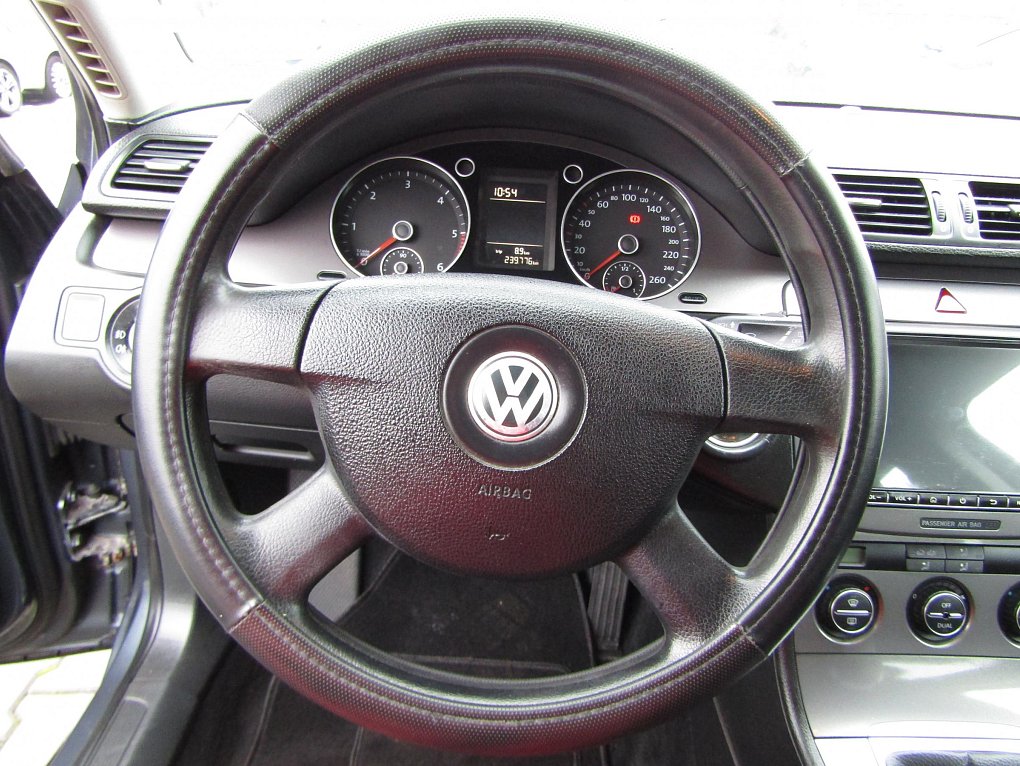 Volkswagen Passat 2.0 TDi 