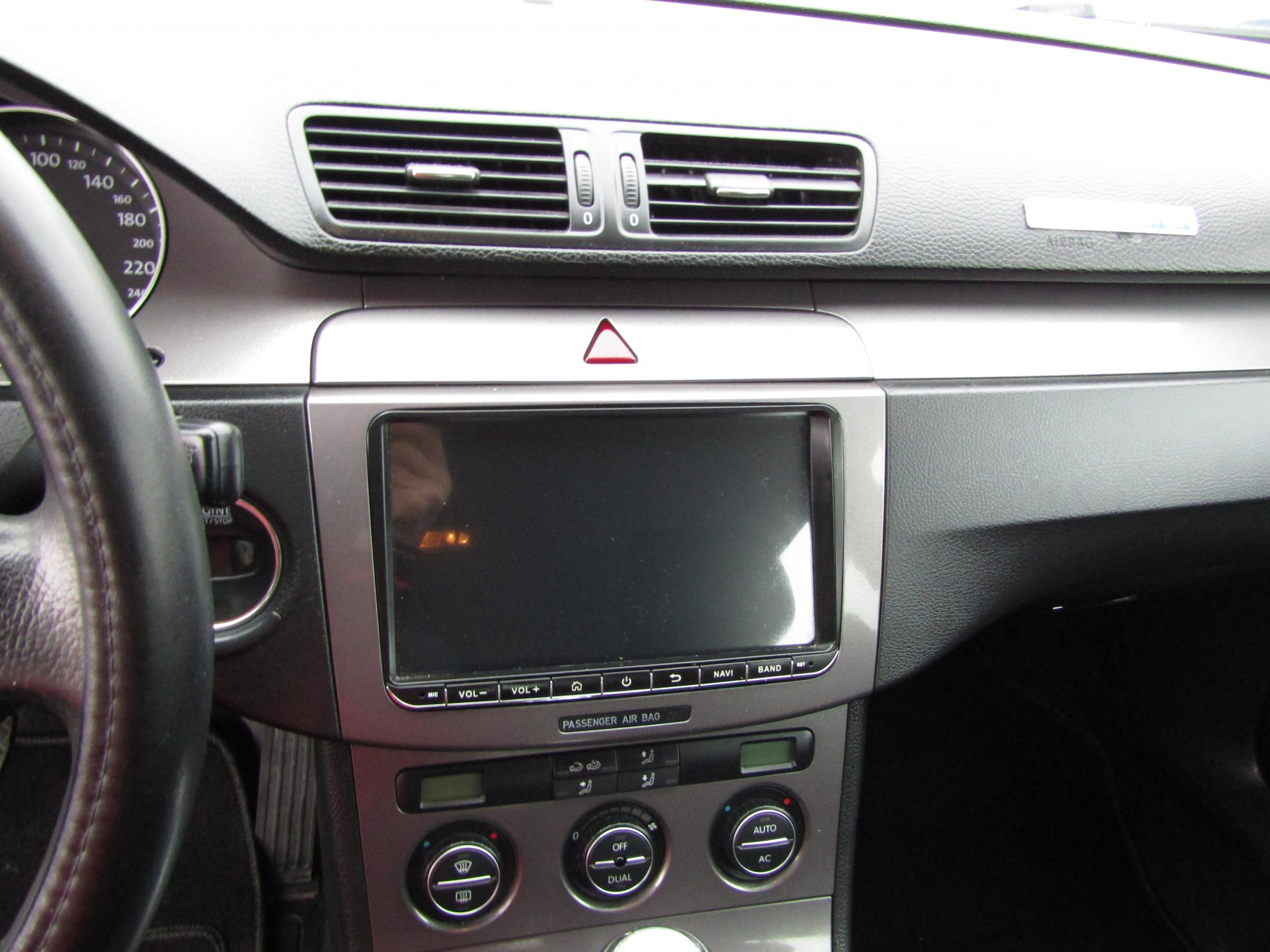 Volkswagen Passat, 2009 - pohled č. 12