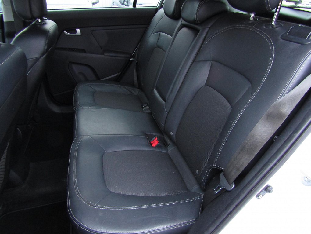 Kia Sportage 2.0 CVVT Active 4x4