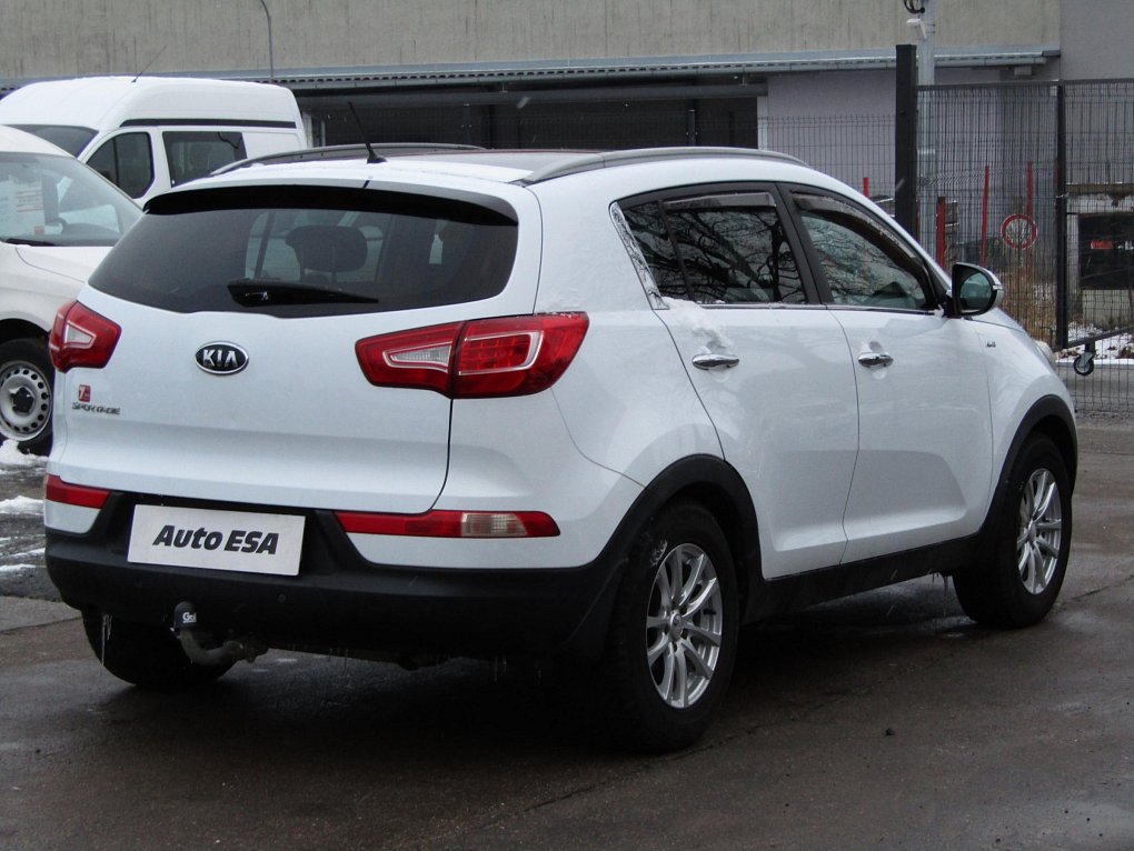 Kia Sportage 2.0 CVVT Active 4x4
