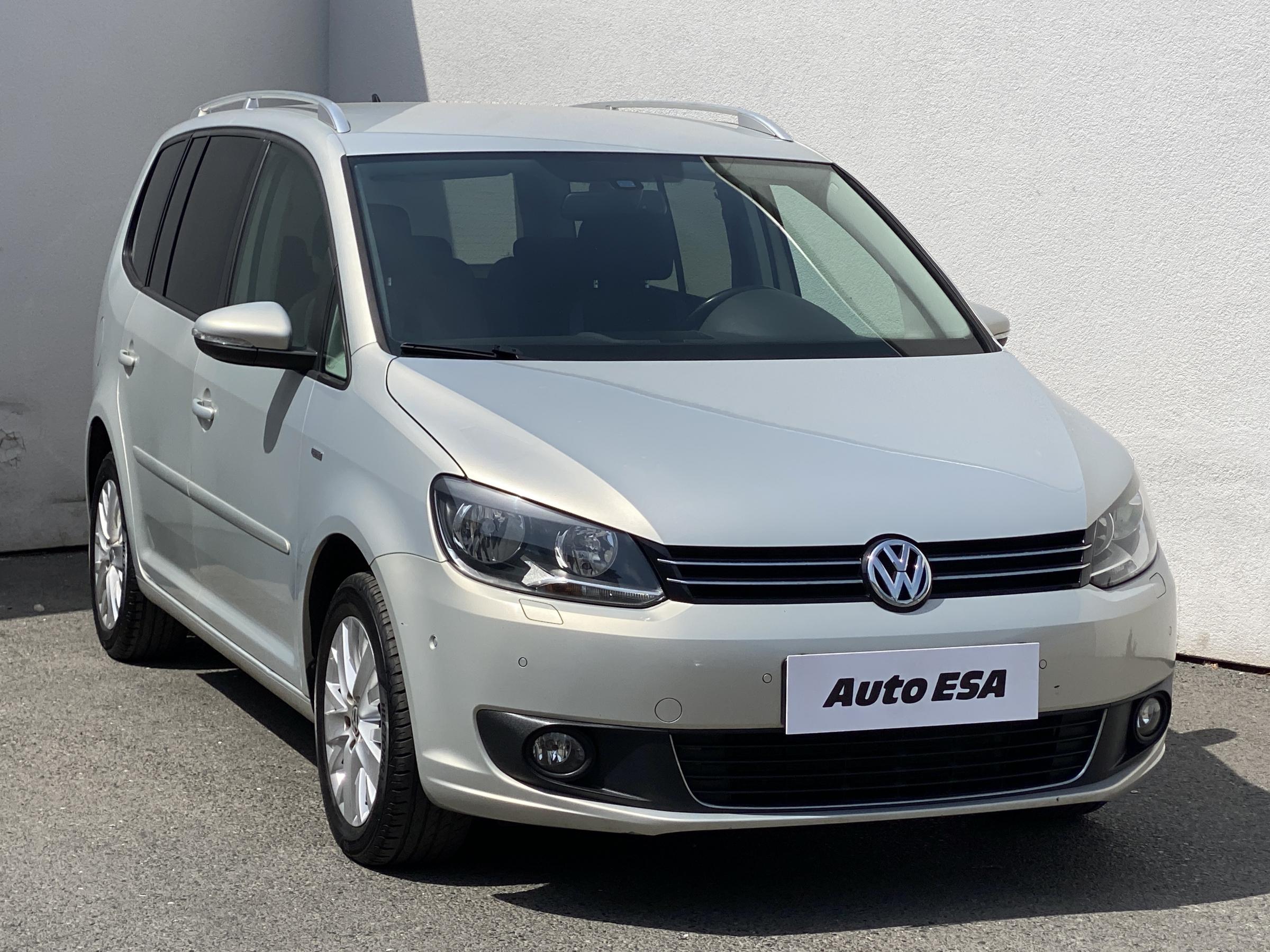 Volkswagen Touran, 2013 - celkový pohled