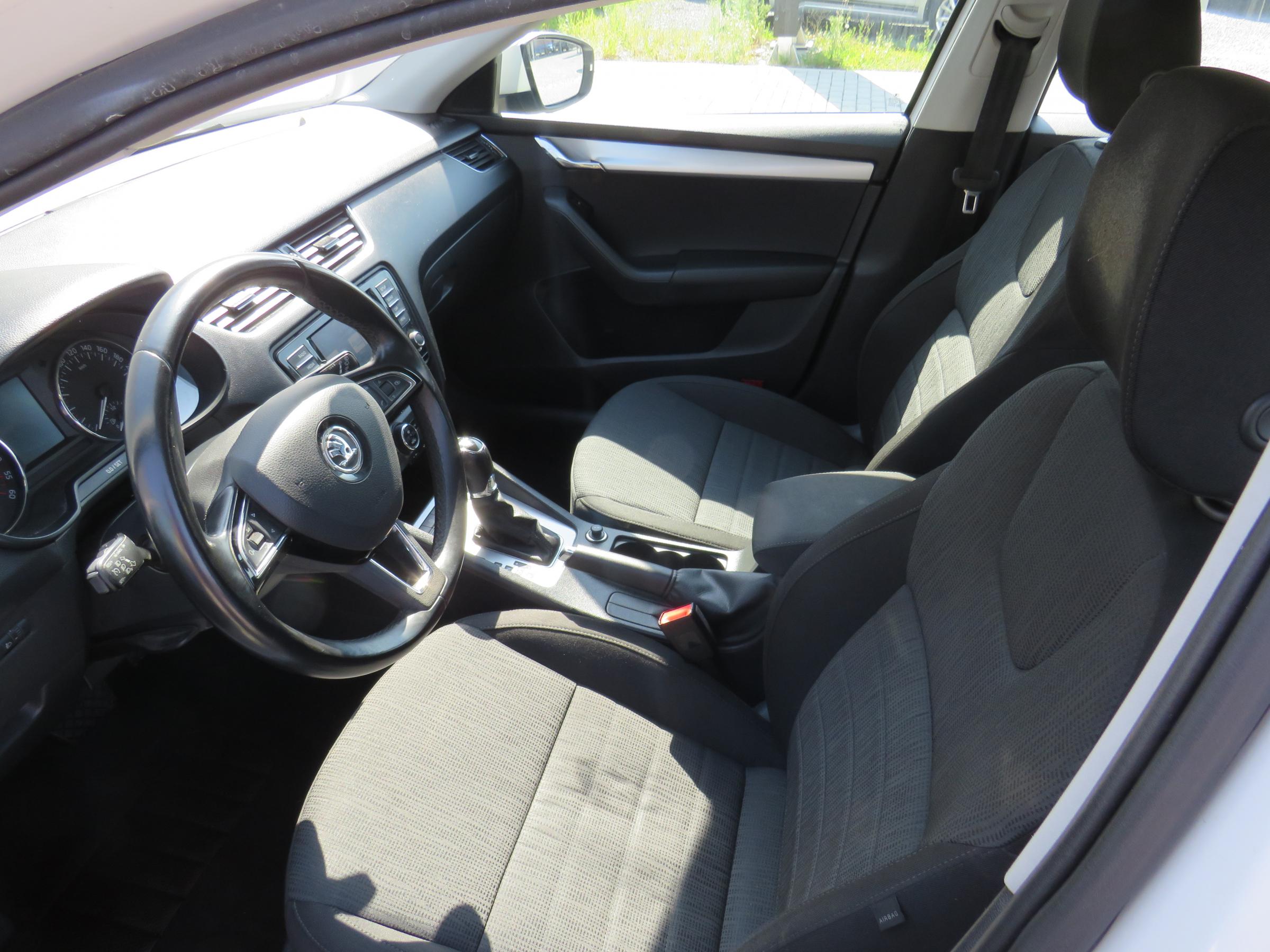 Škoda Octavia III, 2016 - pohled č. 10