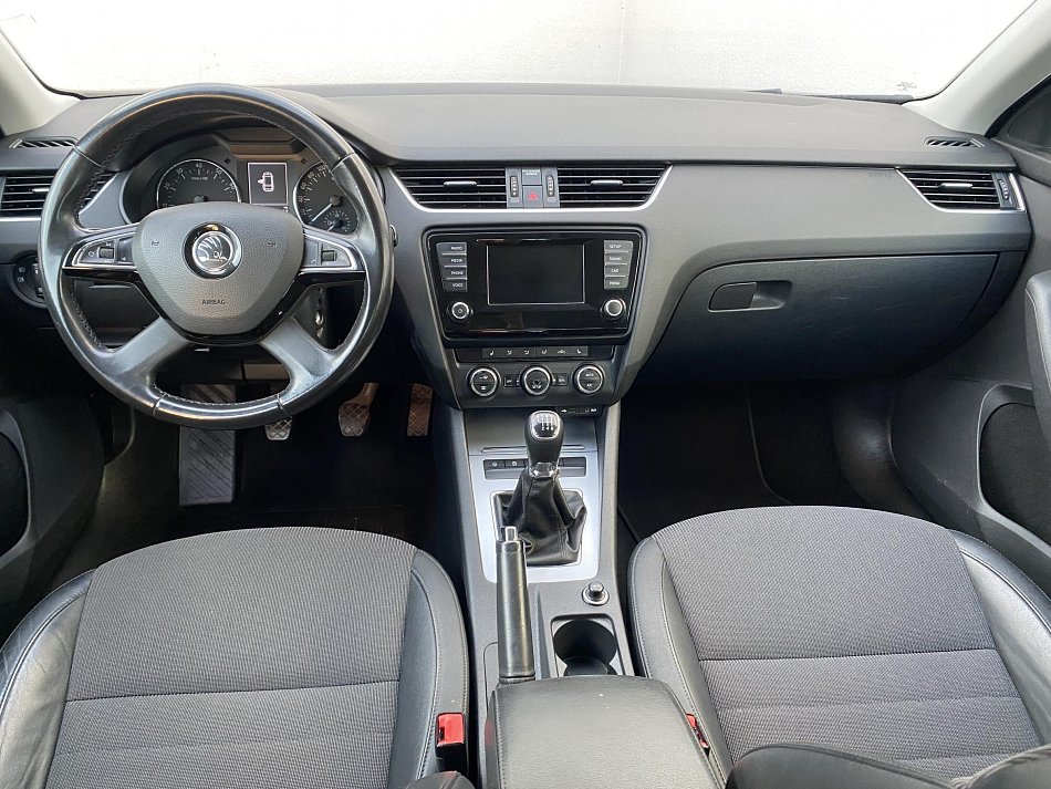 Škoda Octavia III 1.4 TSi Elegance