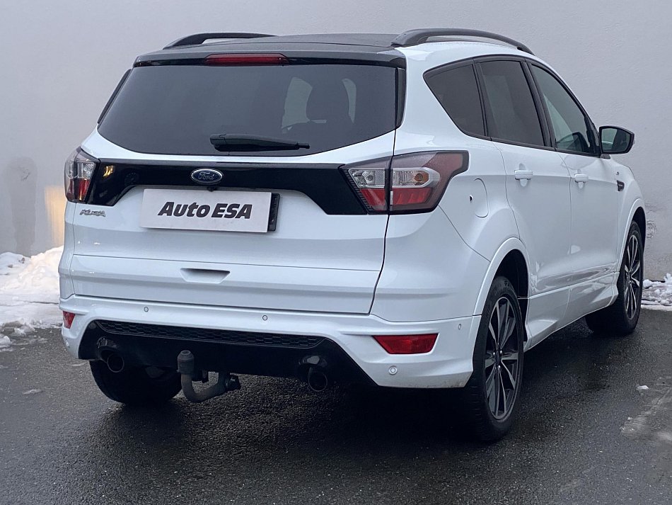 Ford Kuga 2.0 TDCi ST-Line