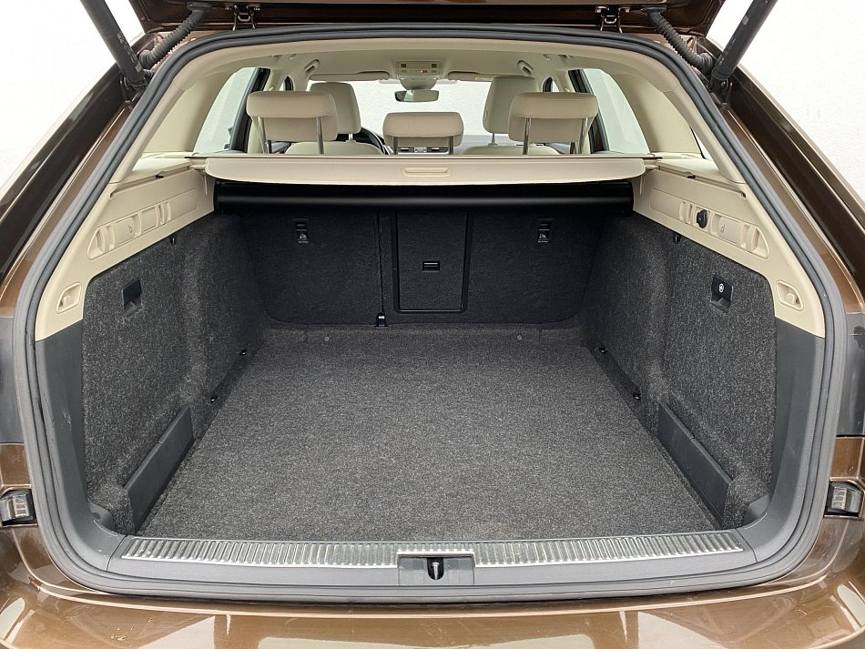 Škoda Superb III 2.0TDi Style