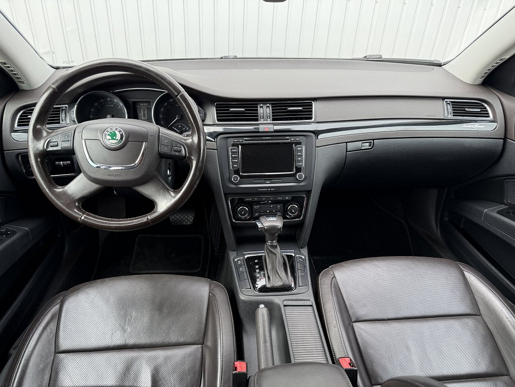 Škoda Superb II 2.0 TDi L&K