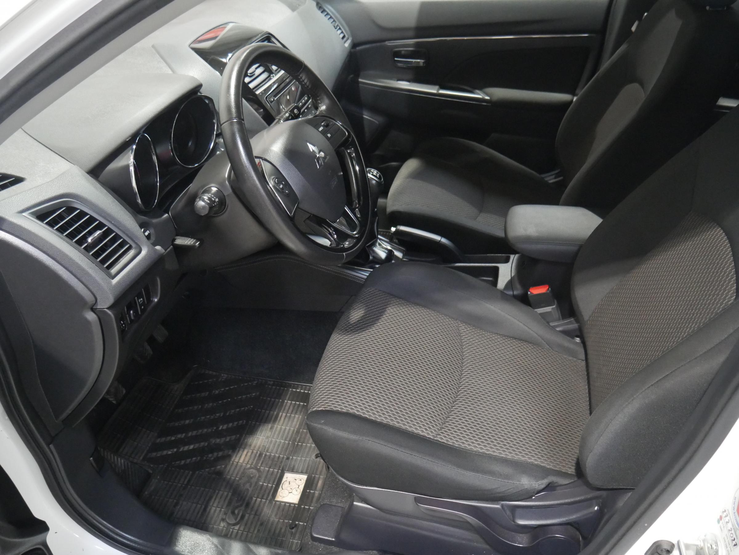 Mitsubishi ASX, 2018 - pohled č. 10