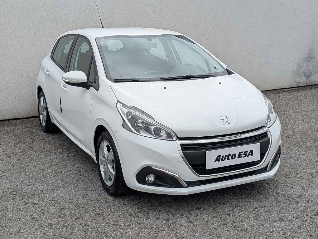 Peugeot 208 1.2 PT 