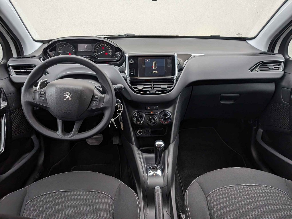 Peugeot 208 1.2 PT 