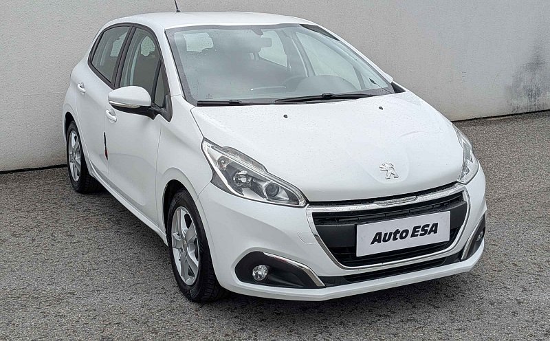 Peugeot 208 1.2 PT 