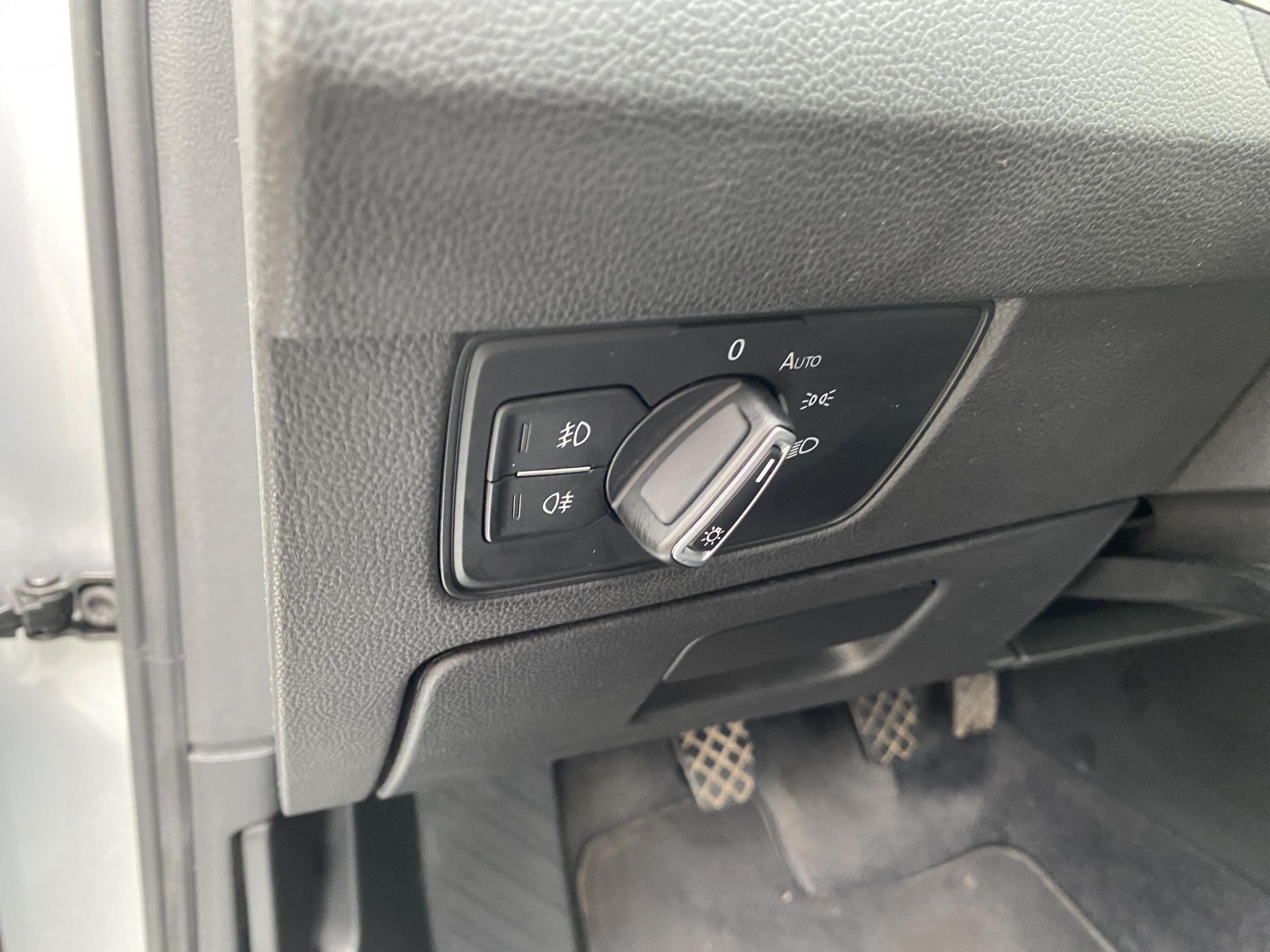 Volkswagen Passat, 2015 - pohled č. 16