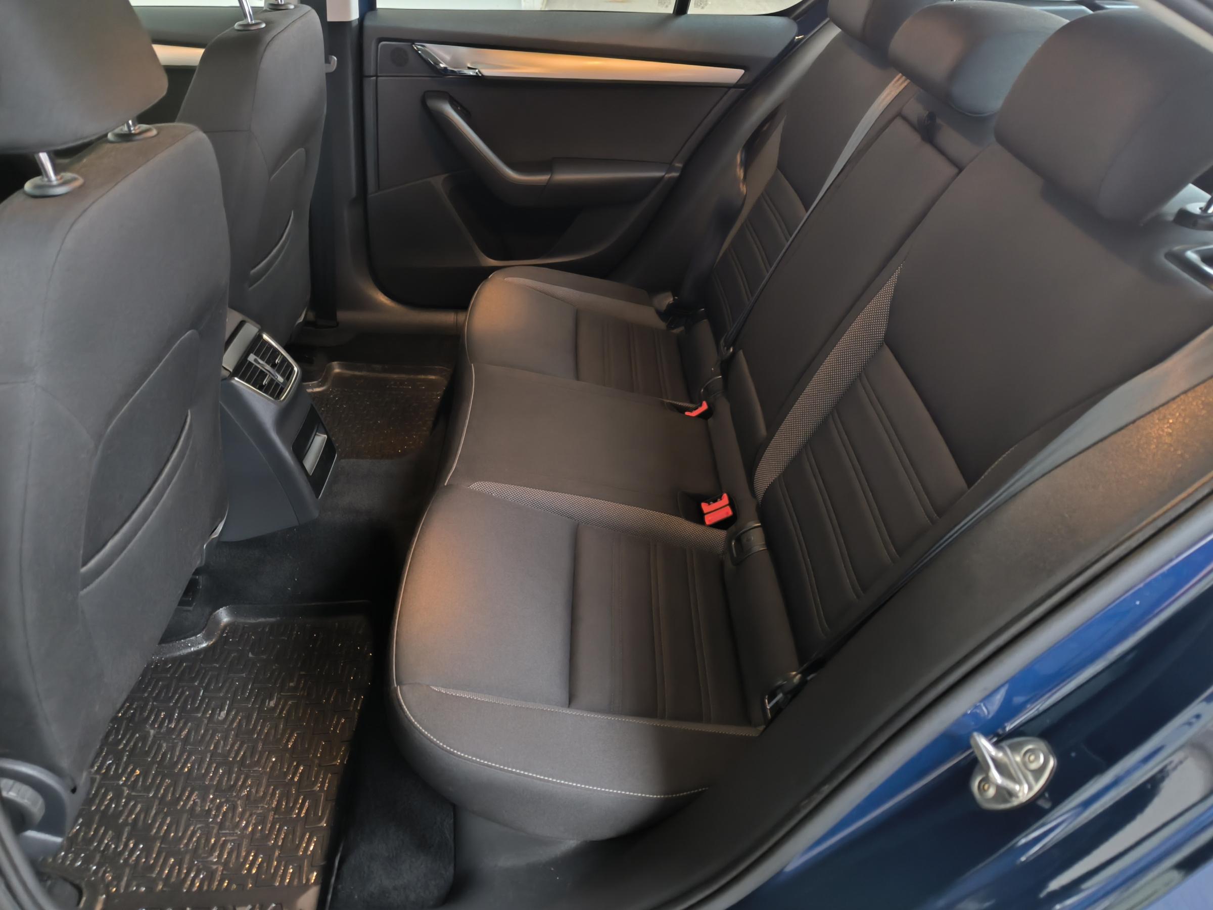 Škoda Octavia III, 2017 - pohled č. 10