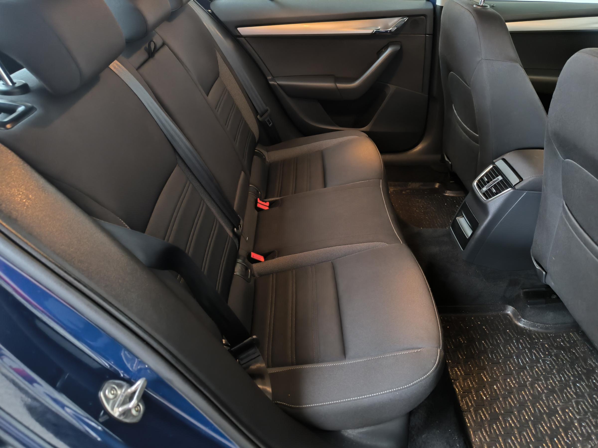 Škoda Octavia III, 2017 - pohled č. 11