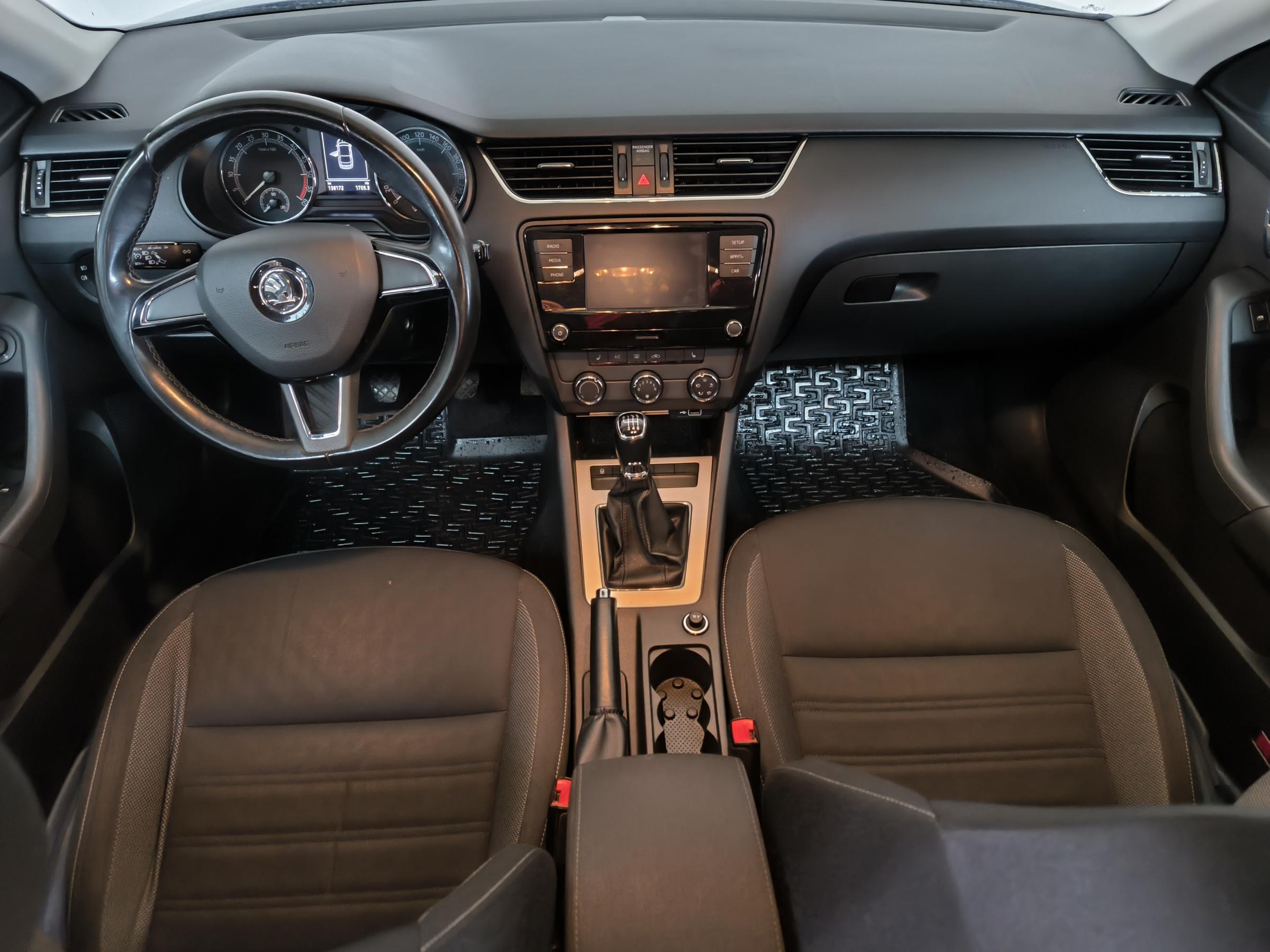 Škoda Octavia III, 2017 - pohled č. 8