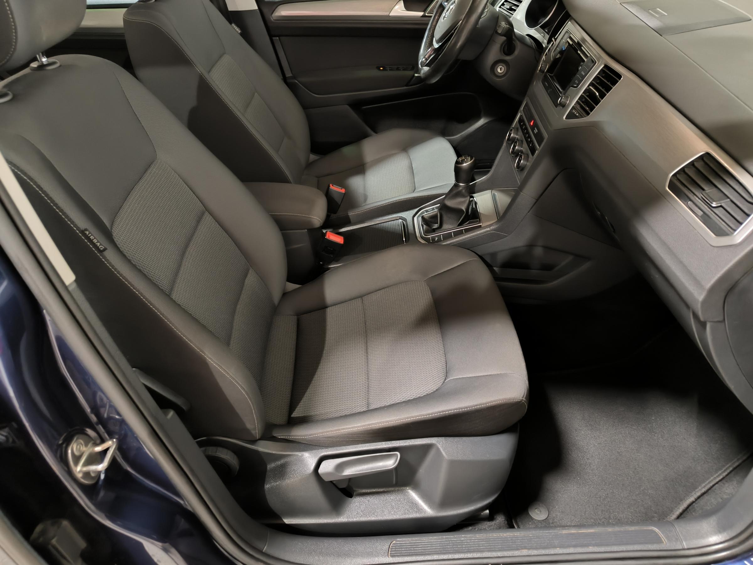 Volkswagen Golf, 2015 - pohled č. 12