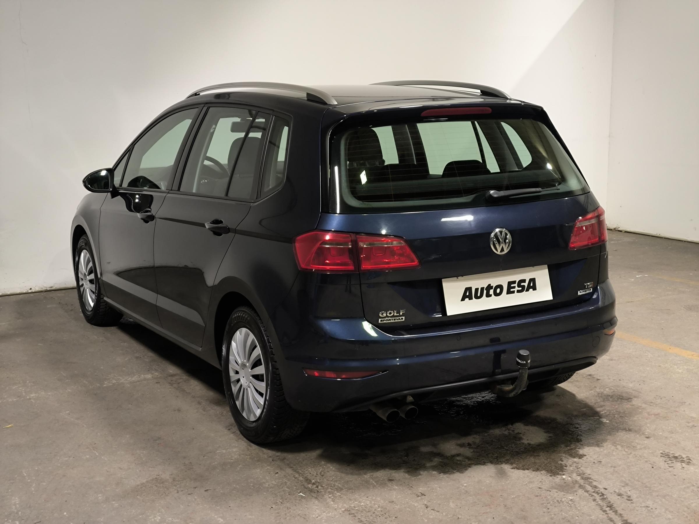 Volkswagen Golf, 2015 - pohled č. 4