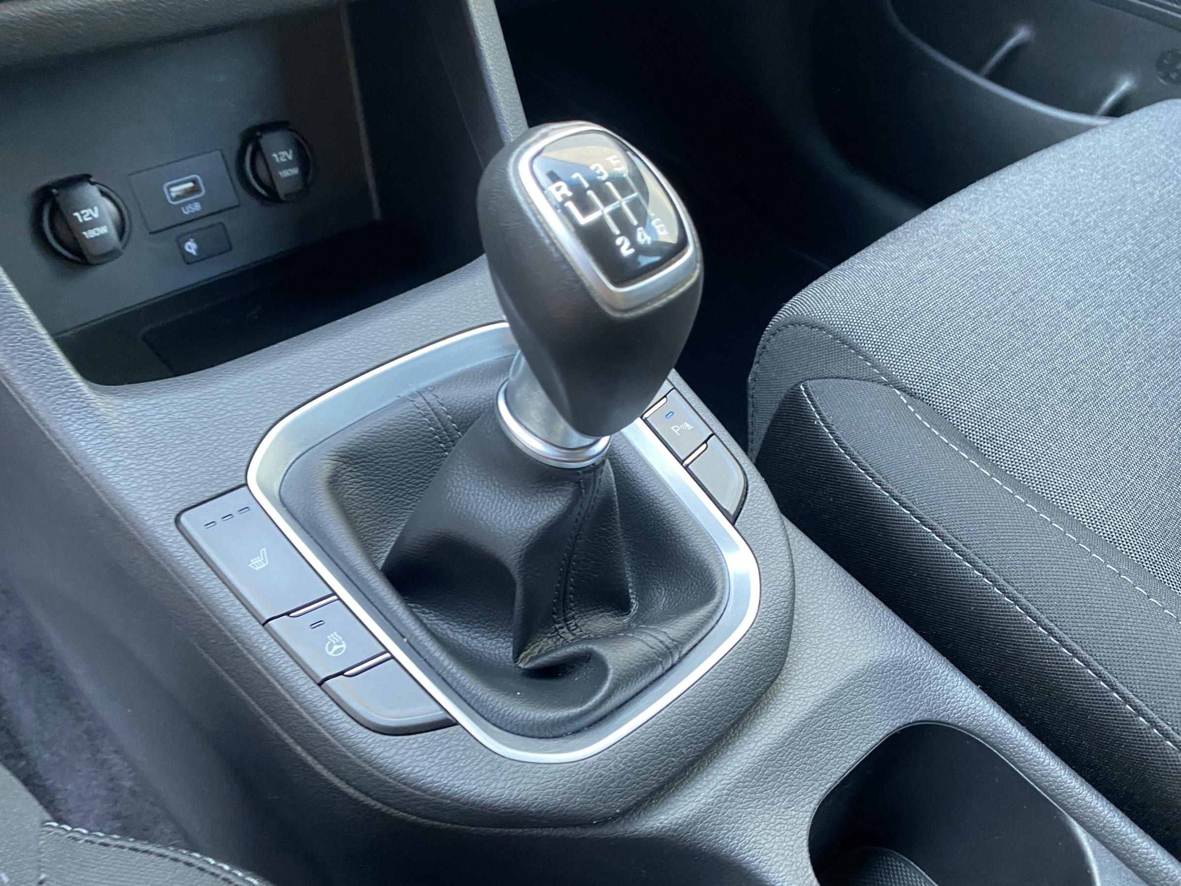 Hyundai i30, 2022 - pohled č. 18