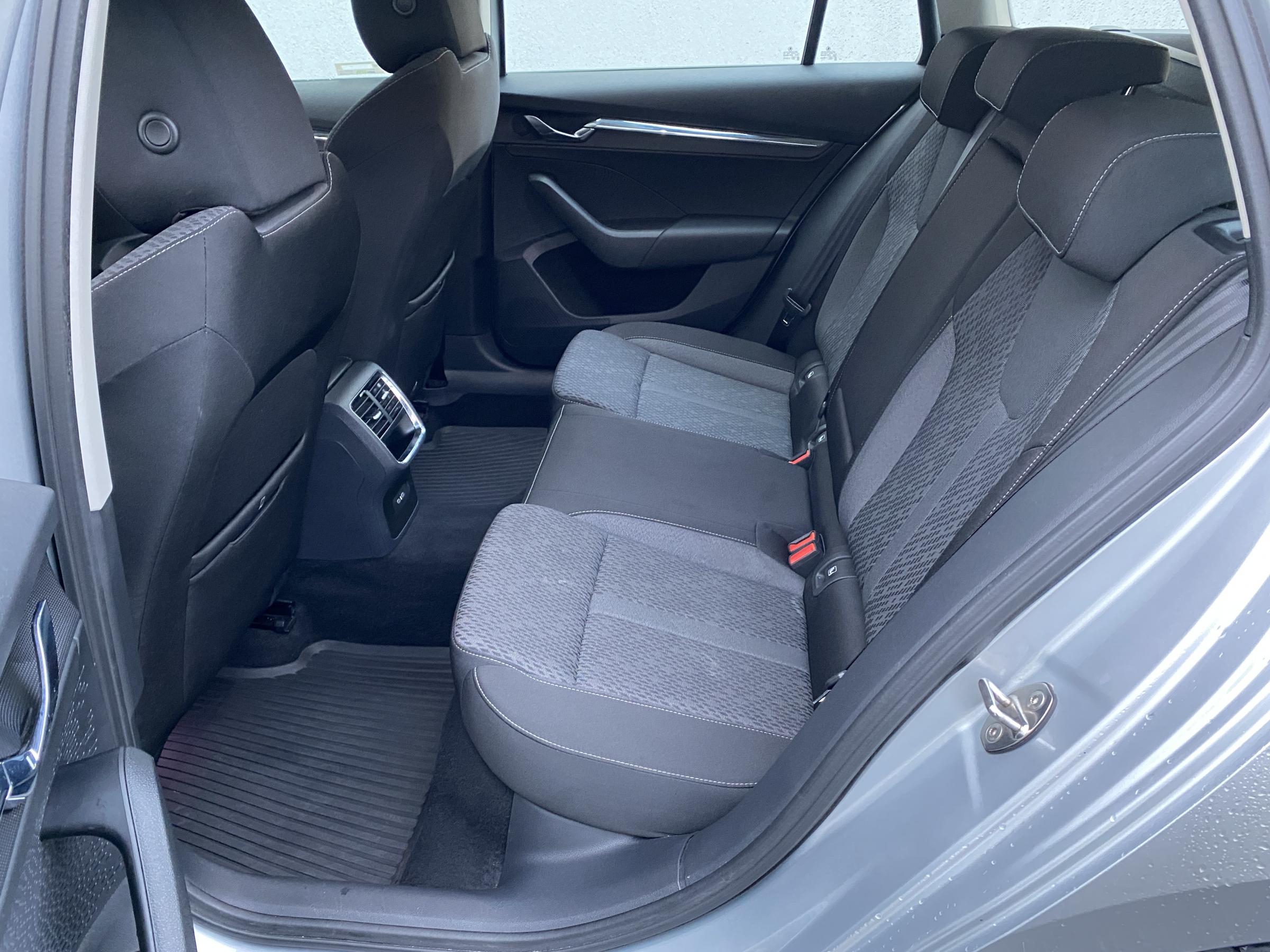 Škoda Octavia IV, 2021 - pohled č. 15