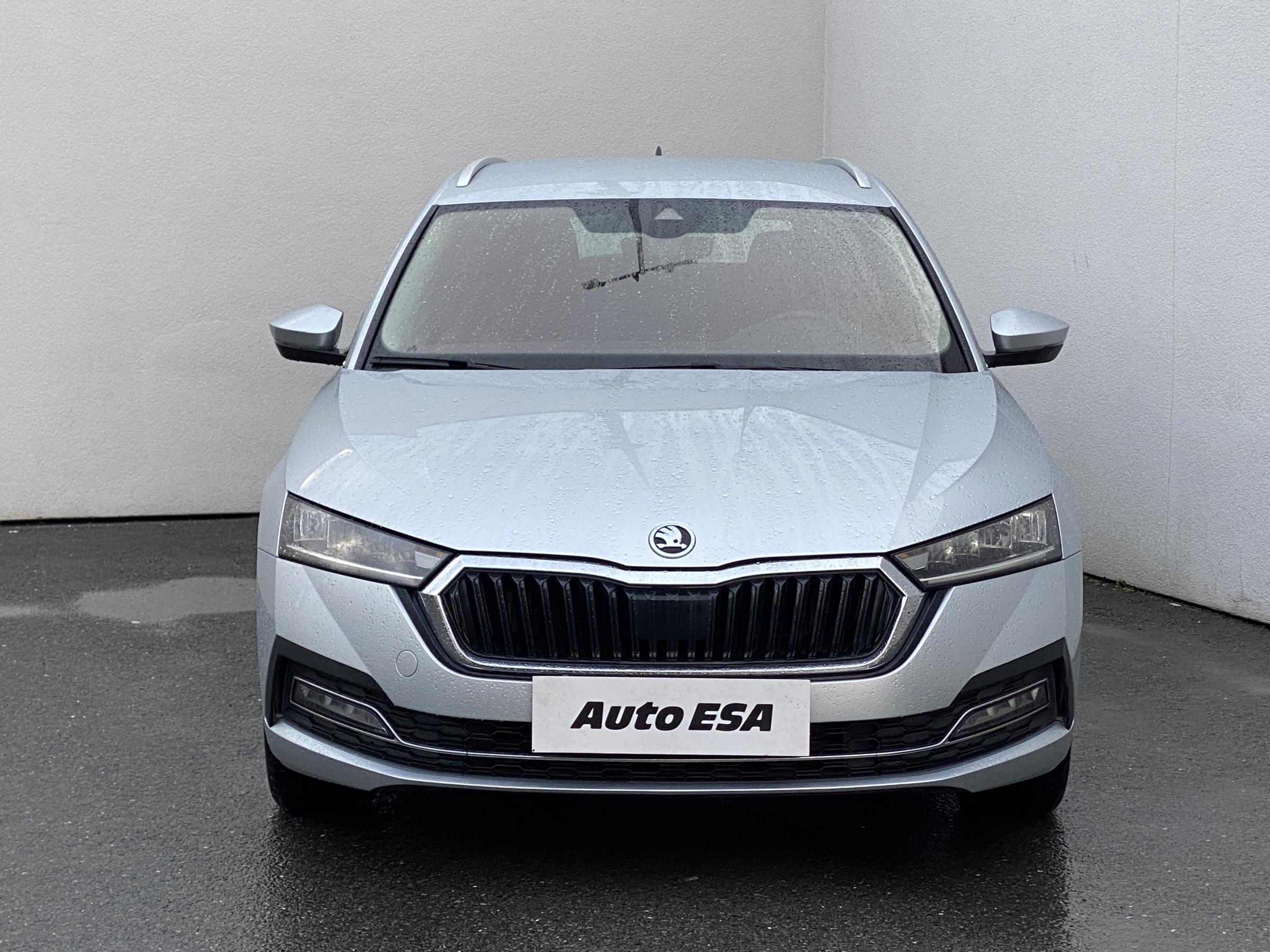 Škoda Octavia IV, 2021 - pohled č. 2