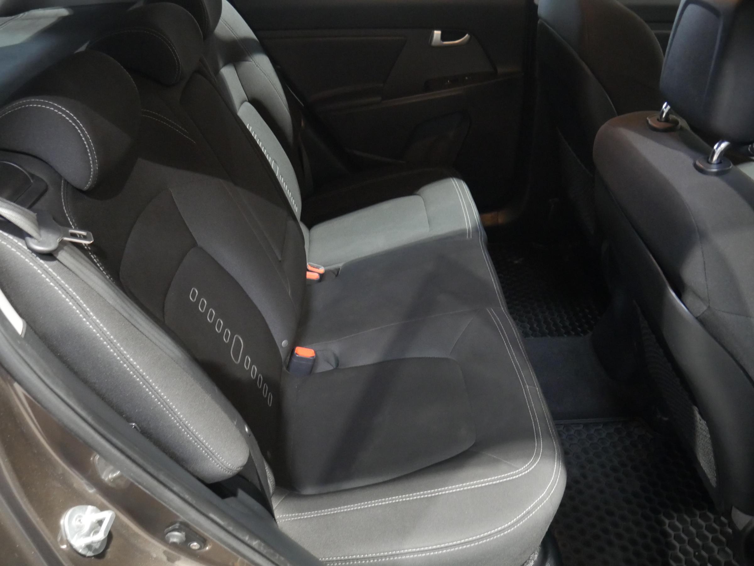 Kia Sportage, 2012 - pohled č. 12