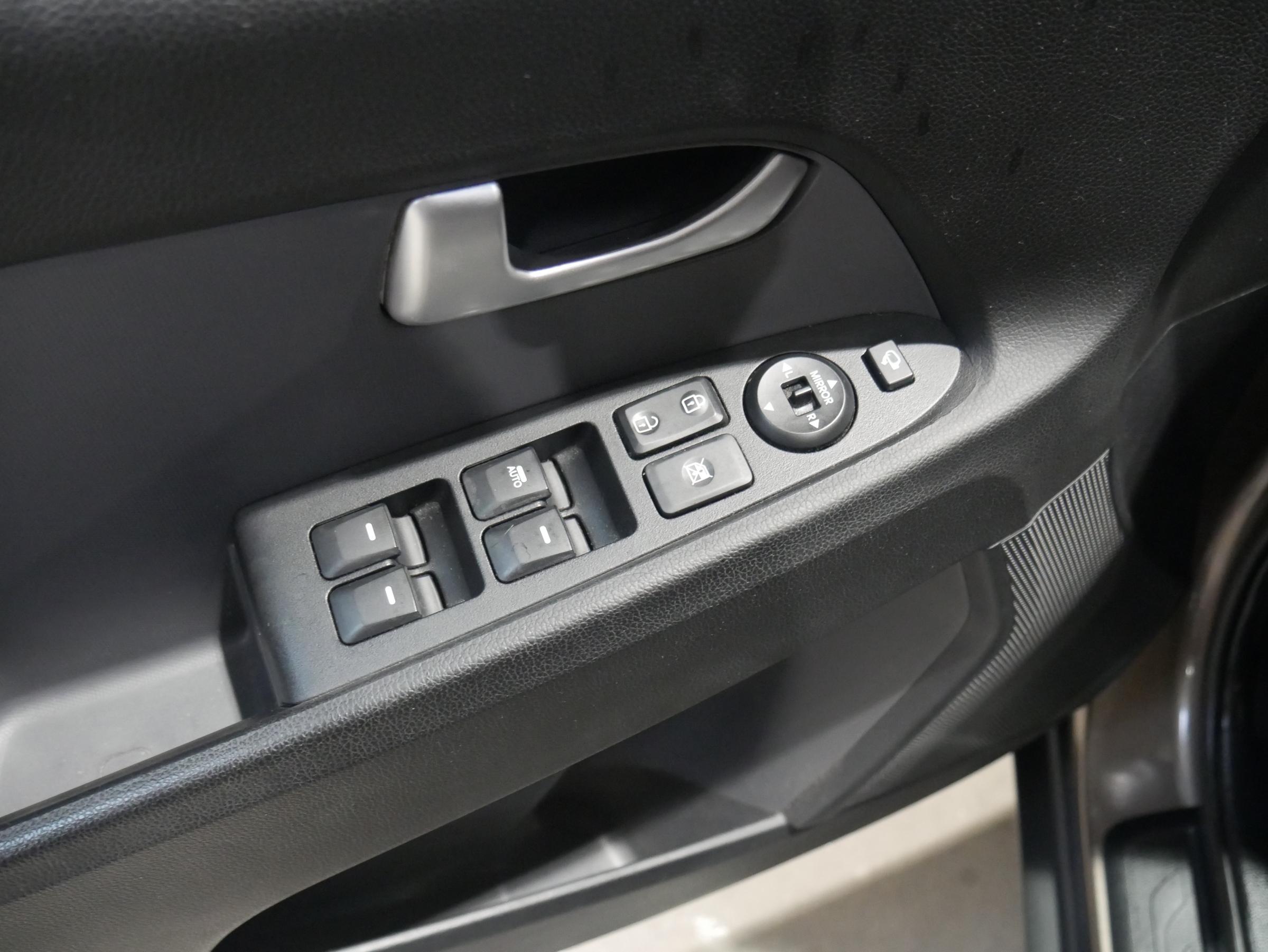 Kia Sportage, 2012 - pohled č. 13