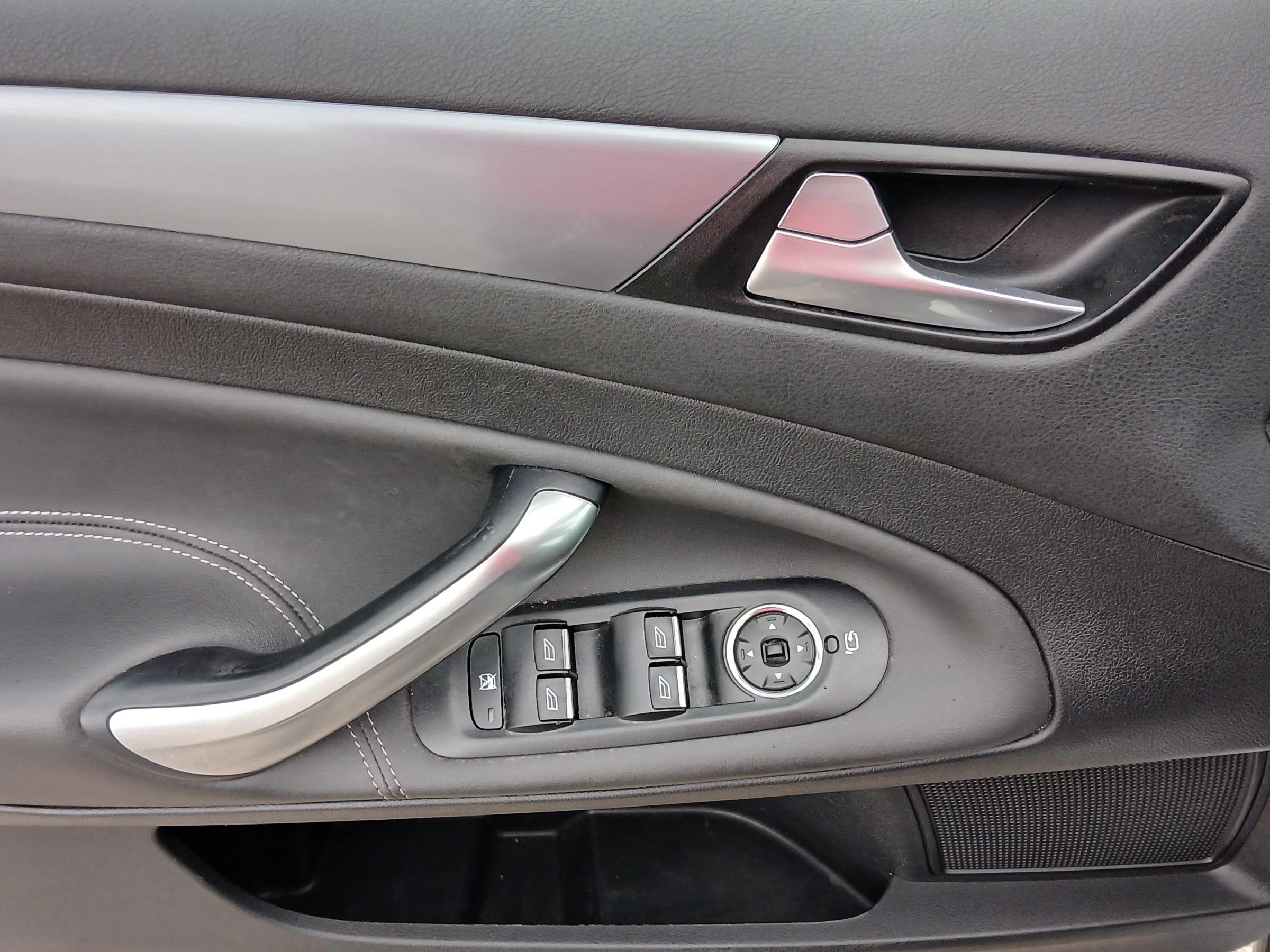 Ford Mondeo, 2013 - pohled č. 11