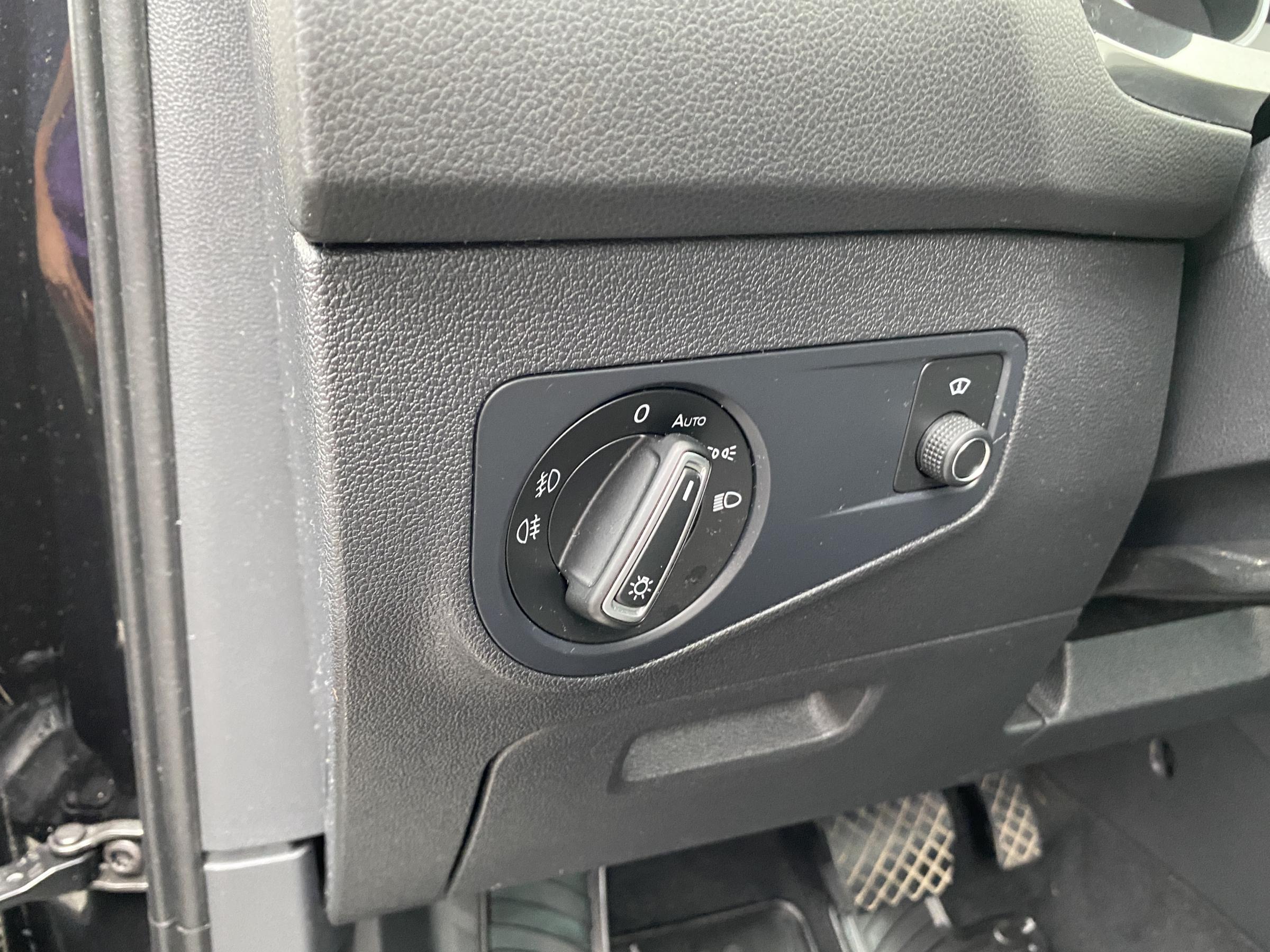 Volkswagen Tiguan, 2016 - pohled č. 15