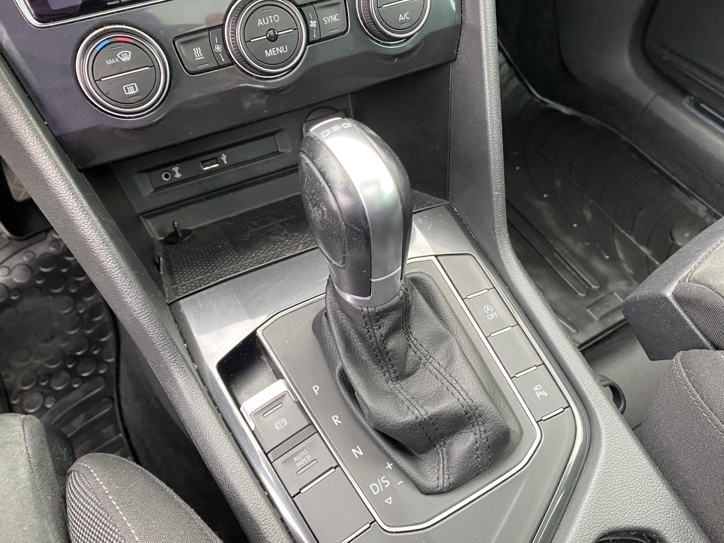 Volkswagen Tiguan, 2016 - pohled č. 16