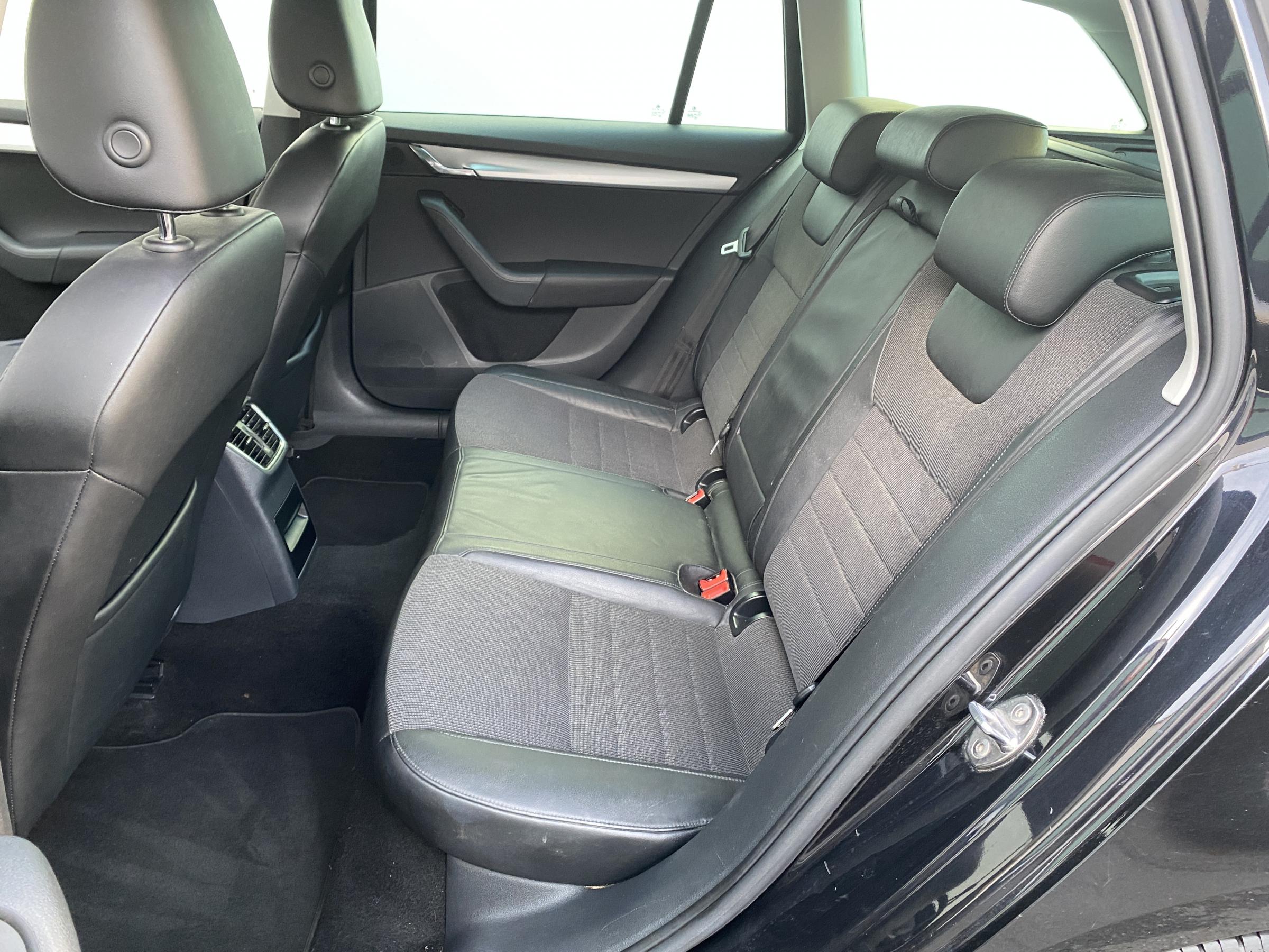 Škoda Octavia III, 2013 - pohled č. 10
