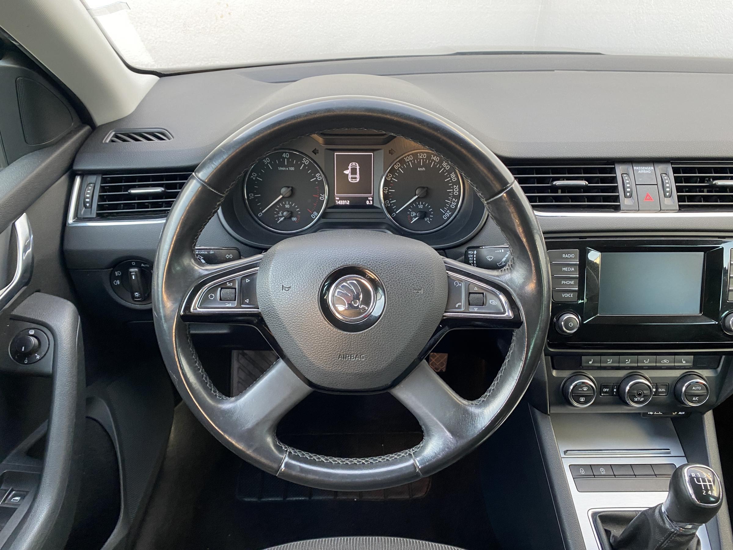 Škoda Octavia III, 2013 - pohled č. 11