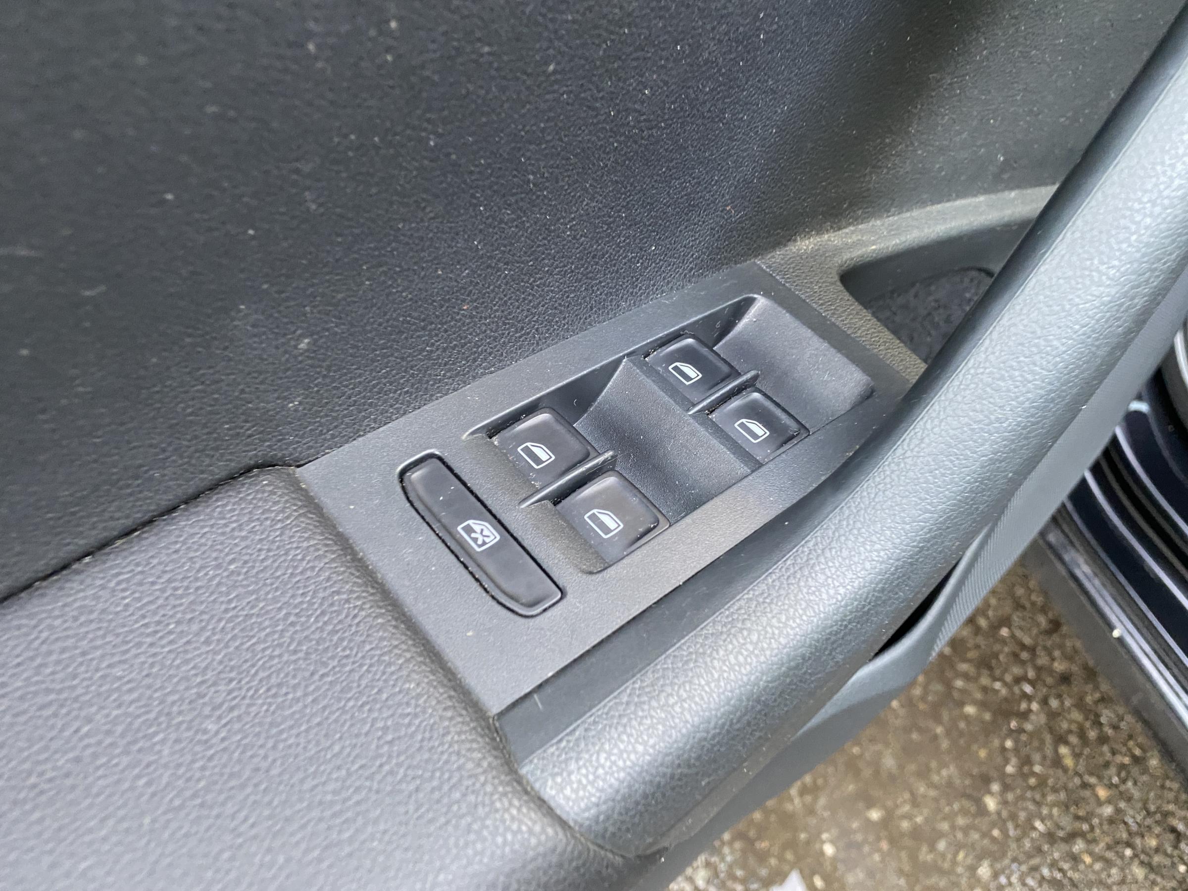 Škoda Octavia III, 2013 - pohled č. 13