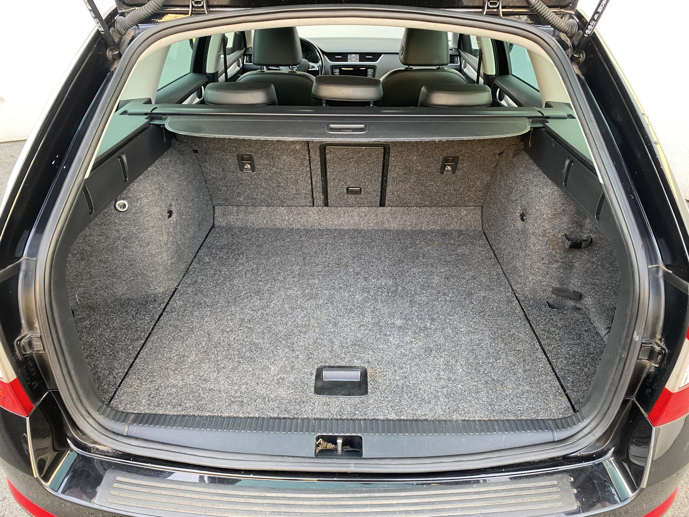 Škoda Octavia III, 2013 - pohled č. 7