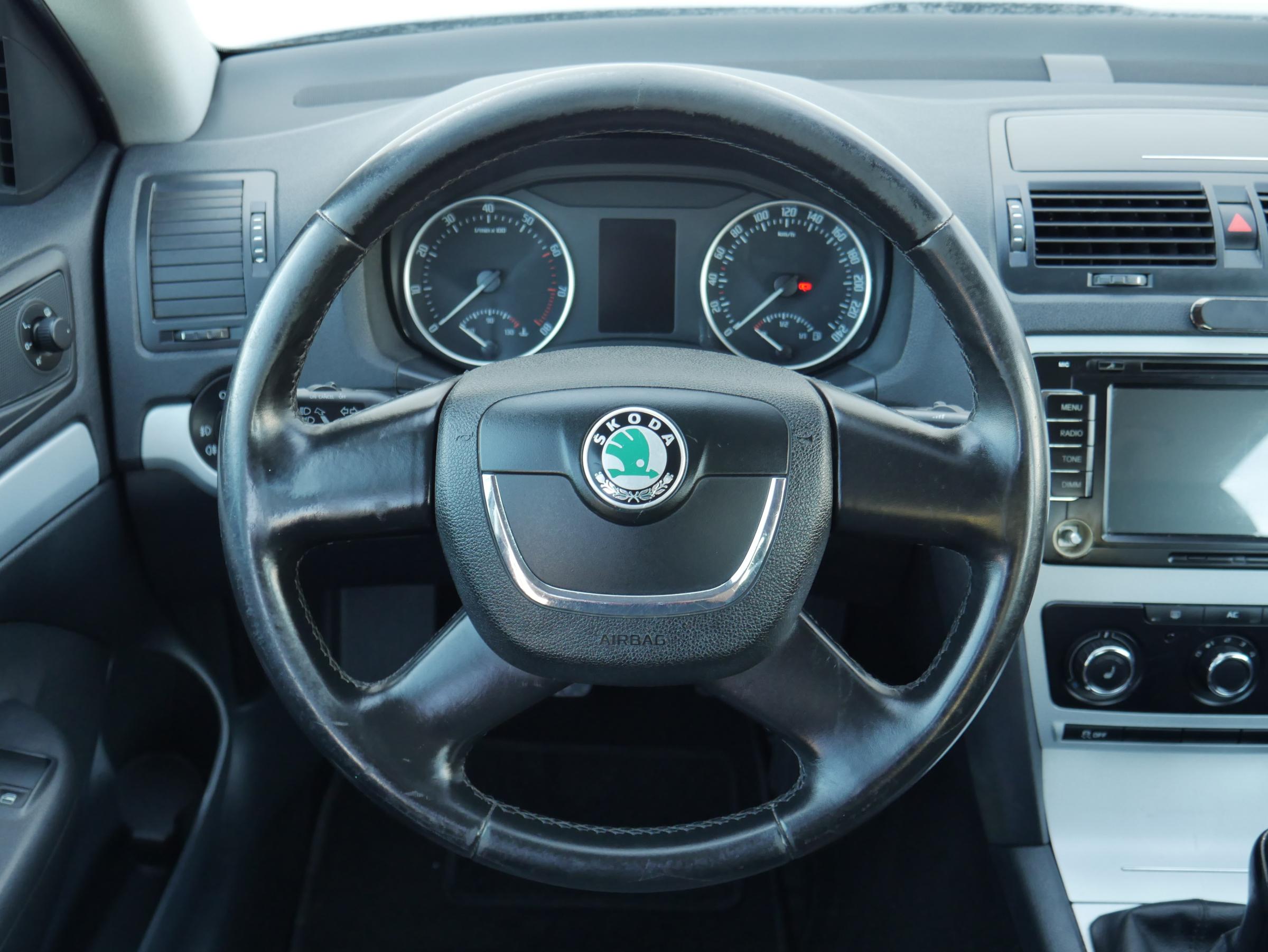 Škoda Octavia II, 2012 - pohled č. 11