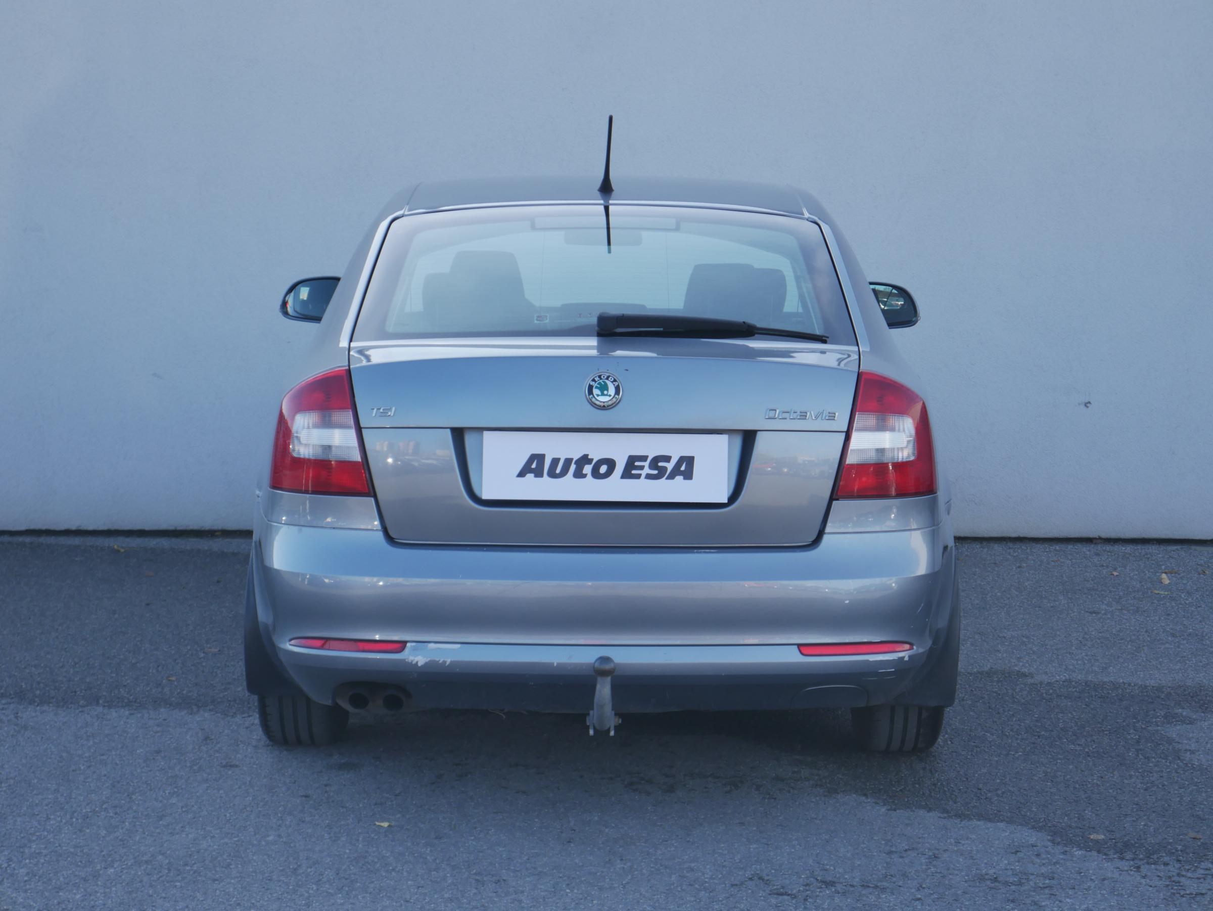 Škoda Octavia II, 2012 - pohled č. 5