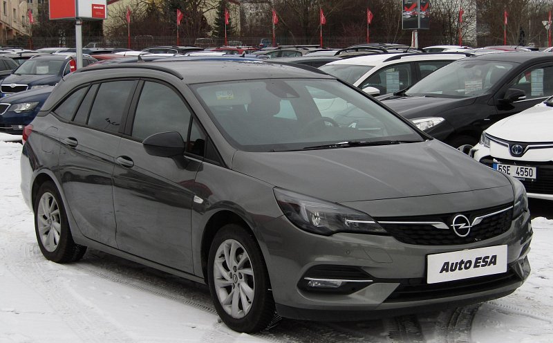 Opel Astra 1.2T  SportsTourer