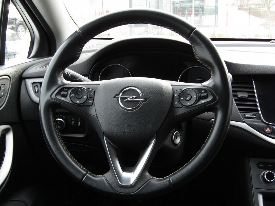 Opel Astra 1.2T  SportsTourer