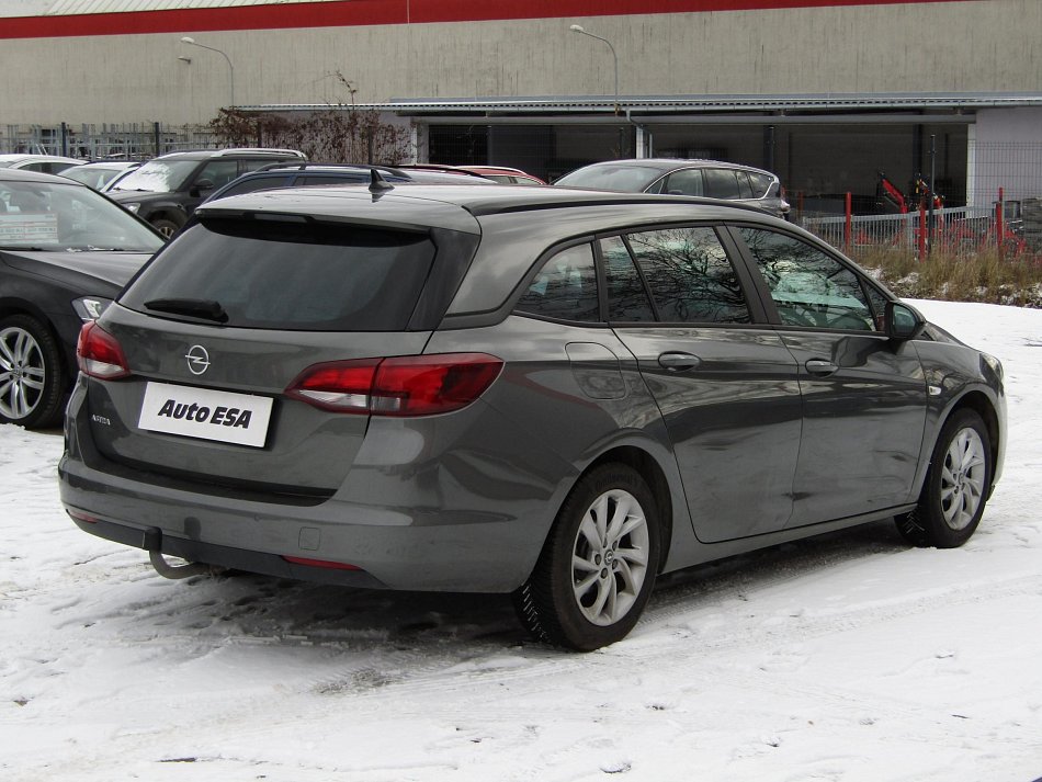Opel Astra 1.2T  SportsTourer