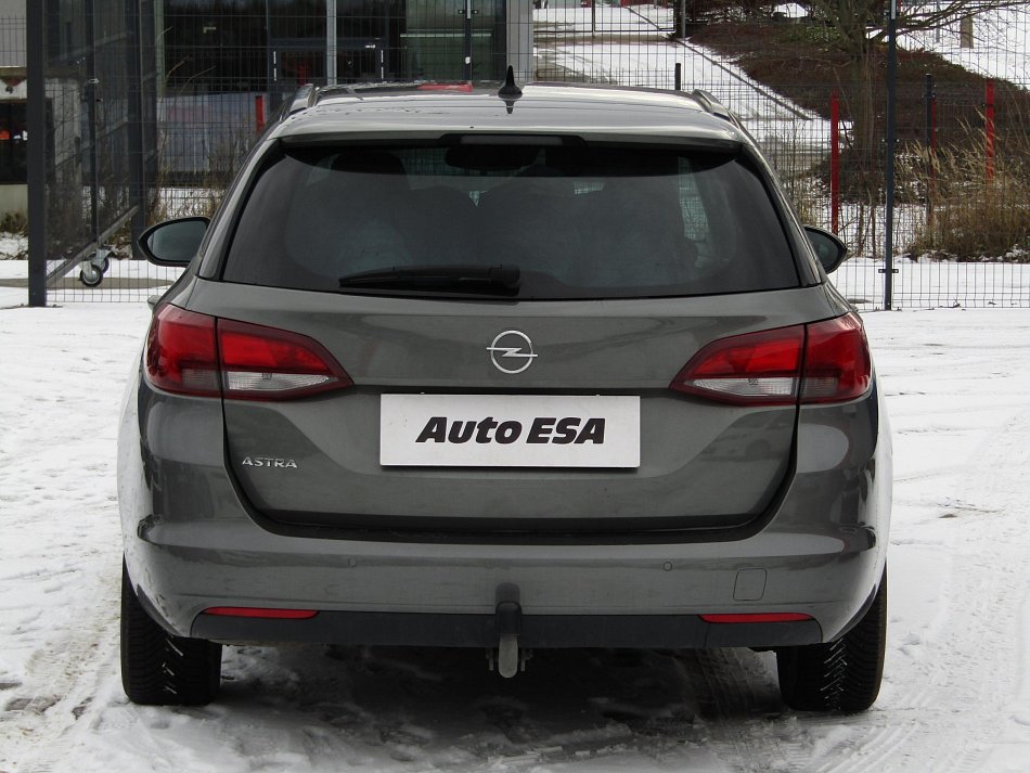 Opel Astra 1.2T  SportsTourer