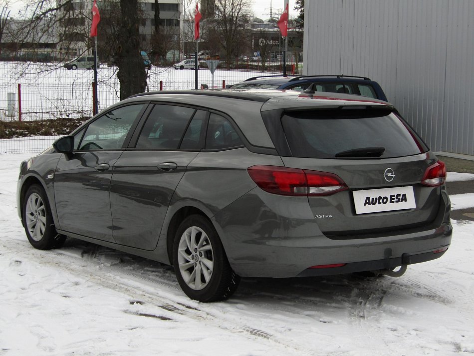 Opel Astra 1.2T  SportsTourer