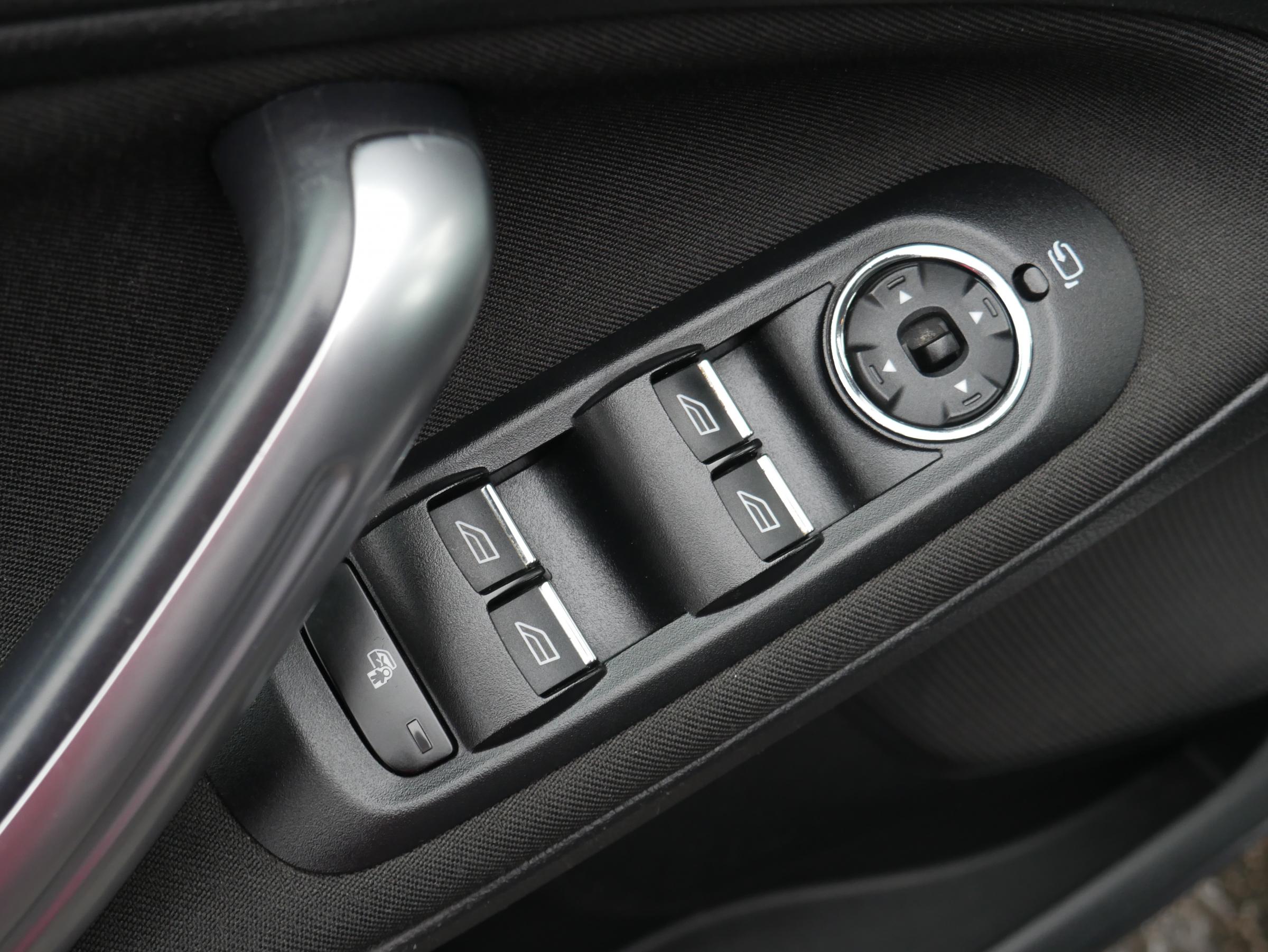 Ford Galaxy, 2011 - pohled č. 15