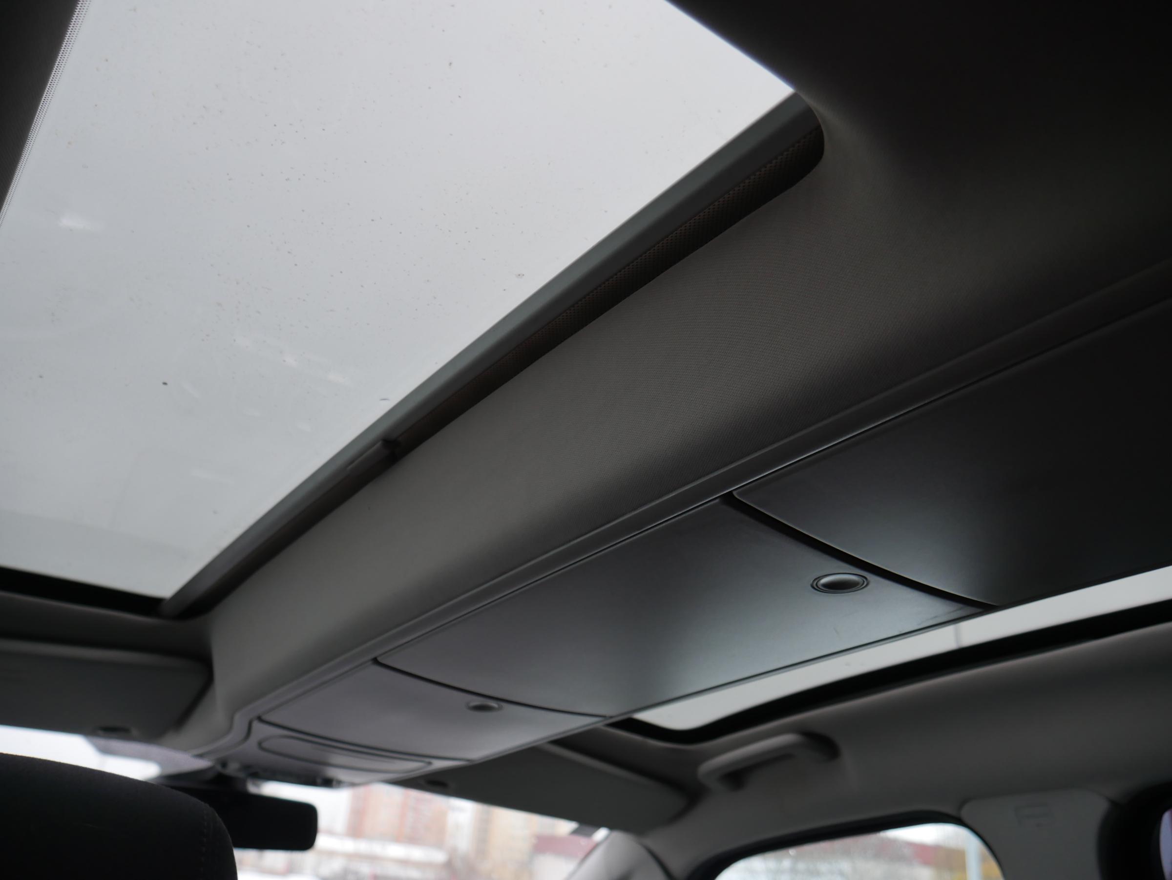 Ford Galaxy, 2011 - pohled č. 23