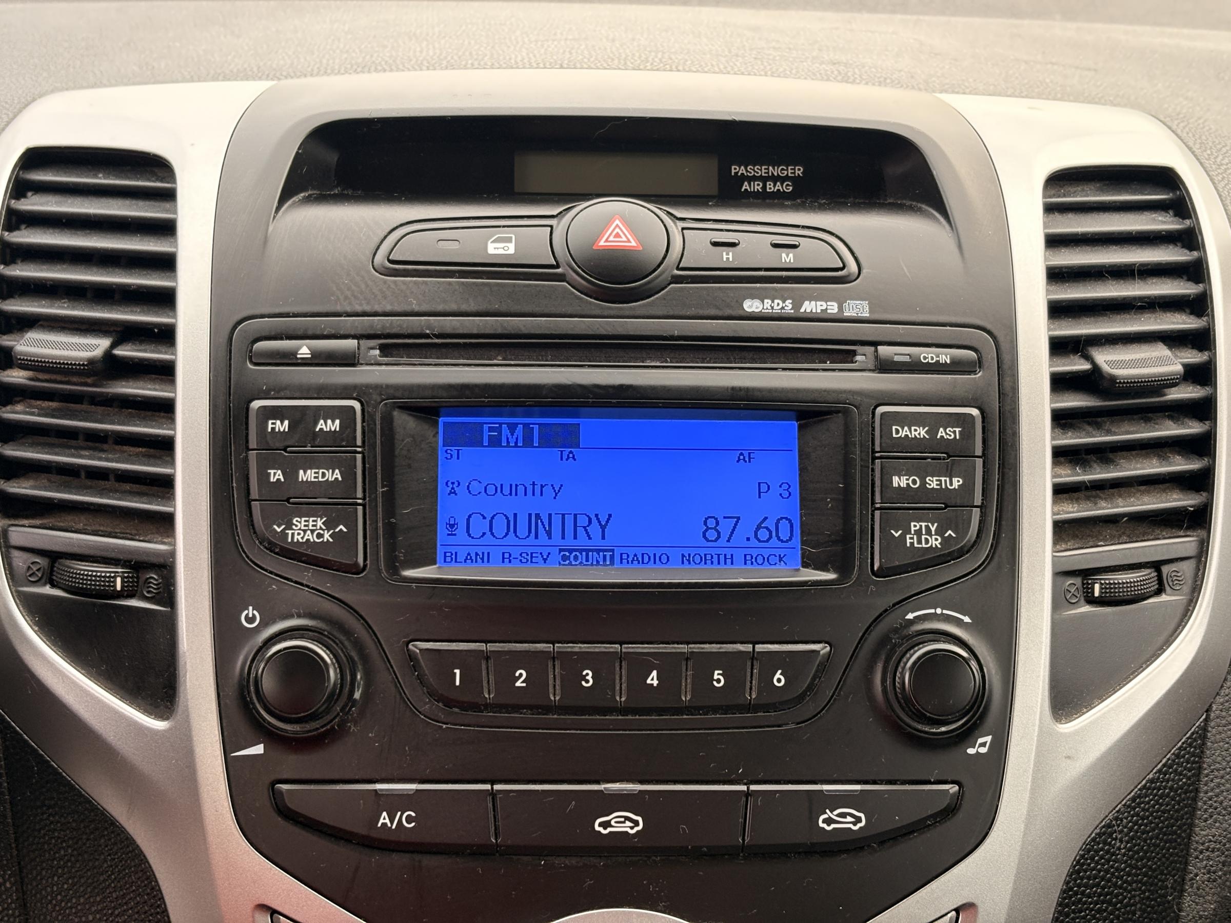 Hyundai i20, 2011 - pohled č. 13