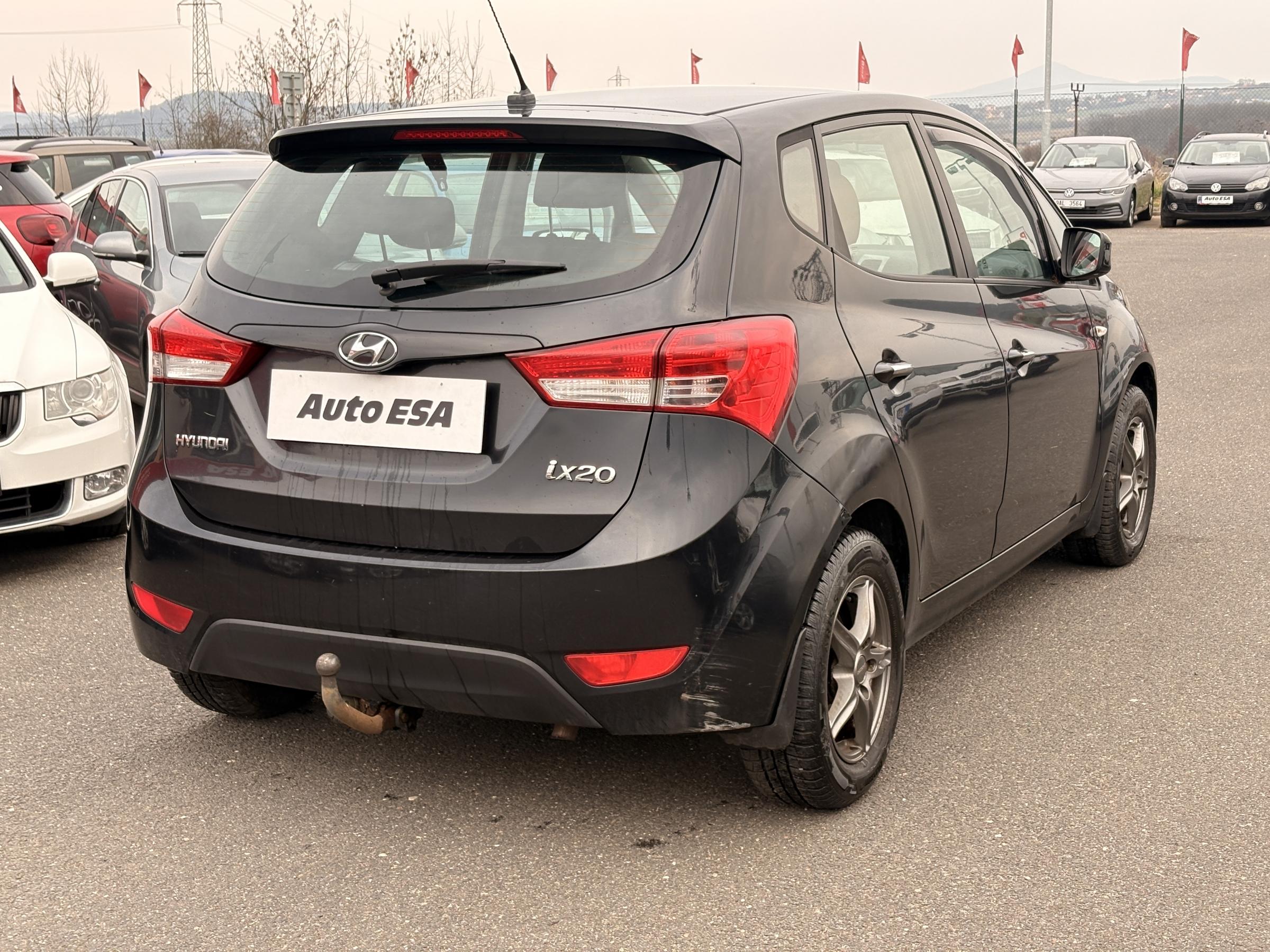 Hyundai i20, 2011 - pohled č. 6