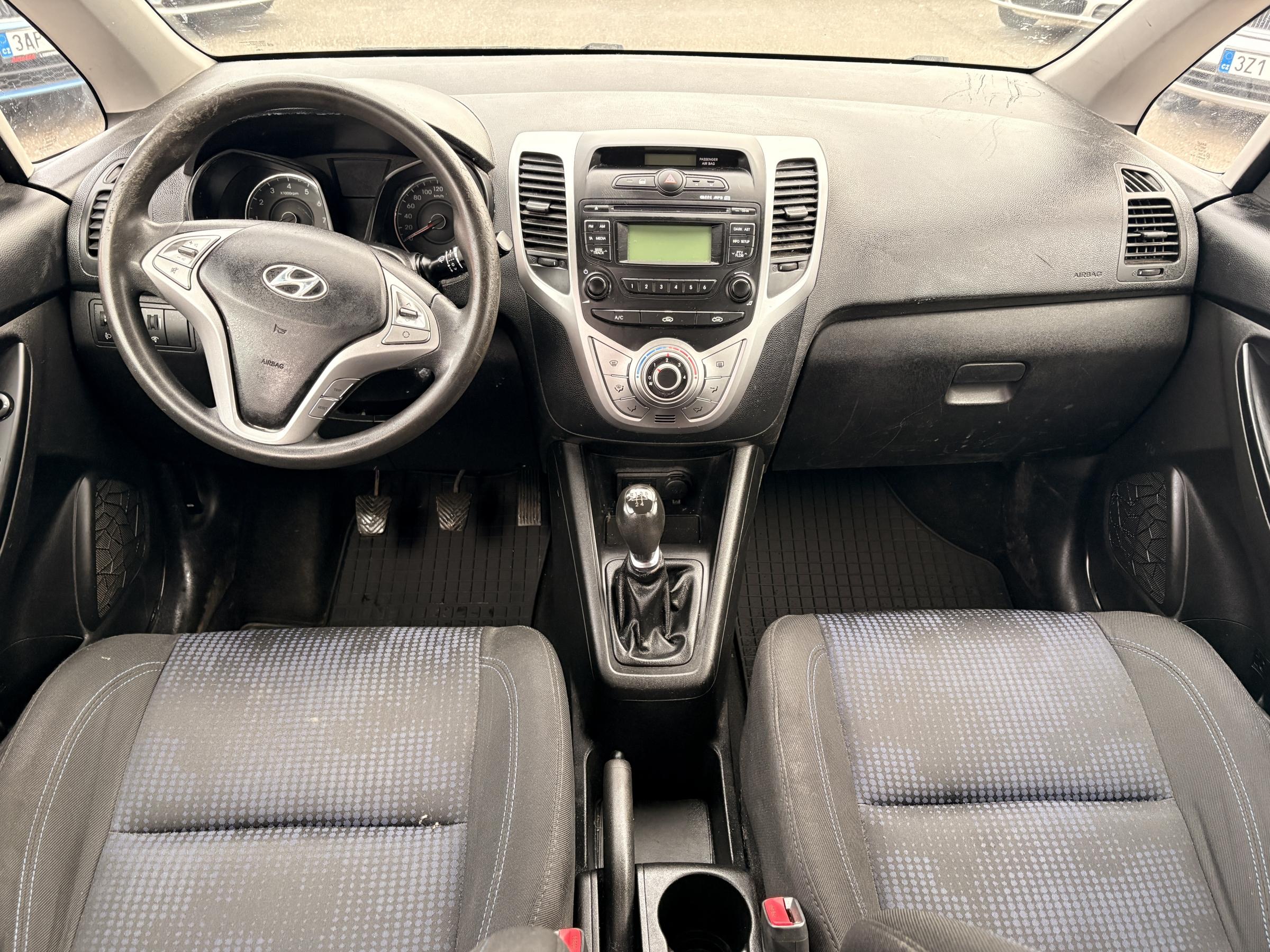 Hyundai i20, 2011 - pohled č. 8
